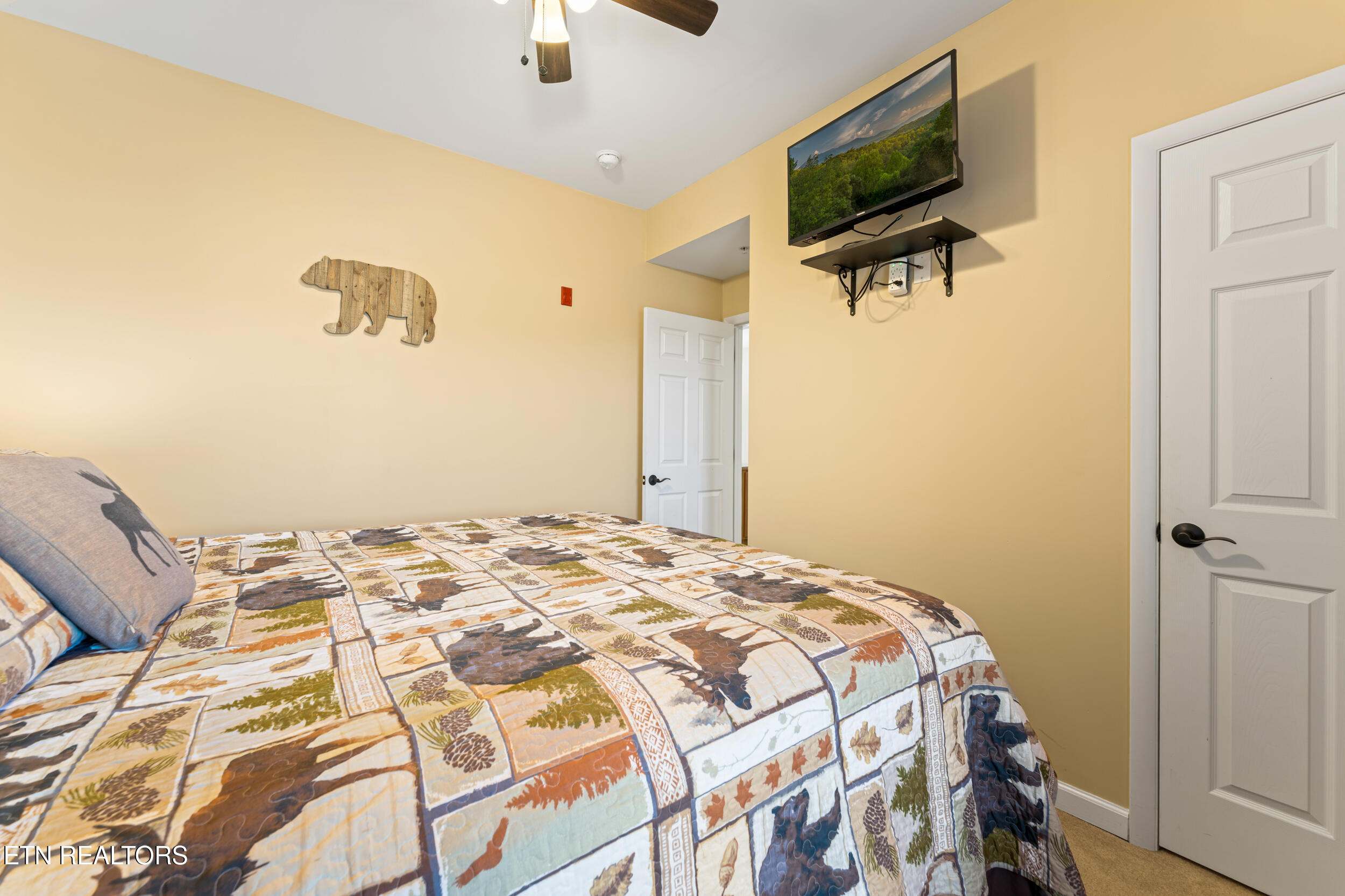 527 River Place Way, Unit 334 Sevierville TN 37862