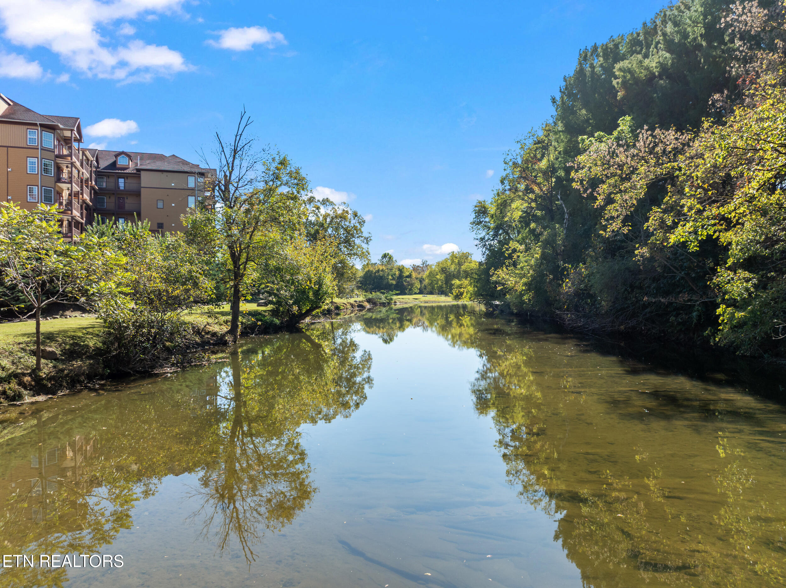 527 River Place Way, Unit 334 Sevierville TN 37862