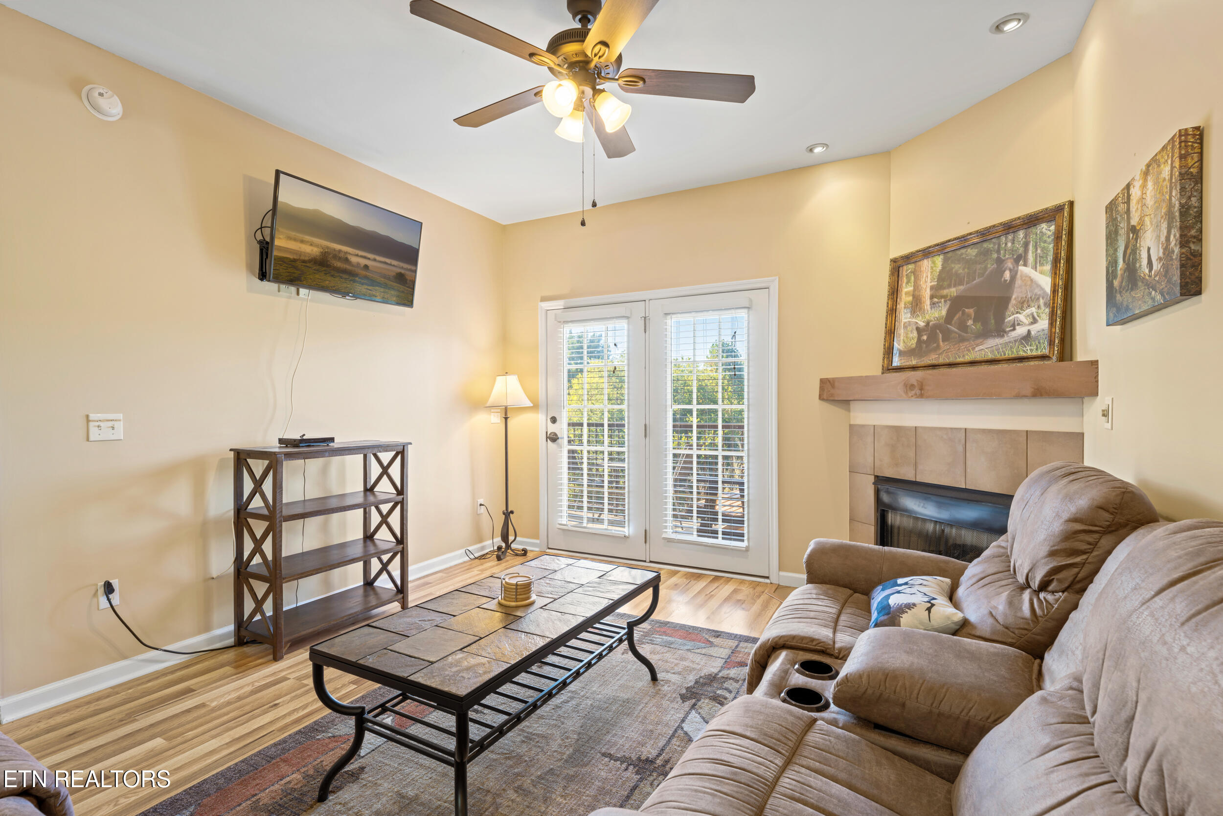 527 River Place Way, Unit 334 Sevierville TN 37862