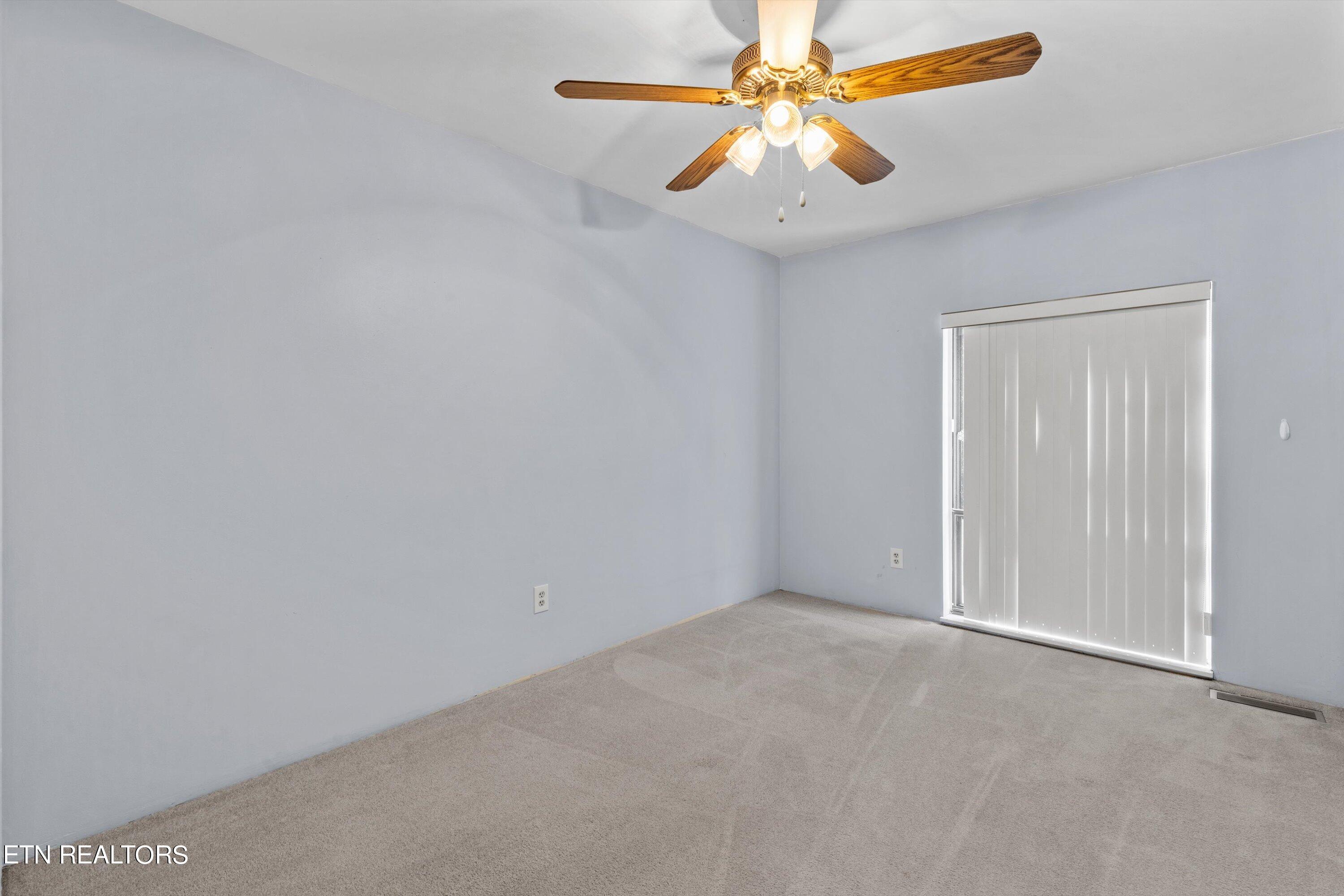 84 Valley Forge Drive Oak Ridge TN 37830