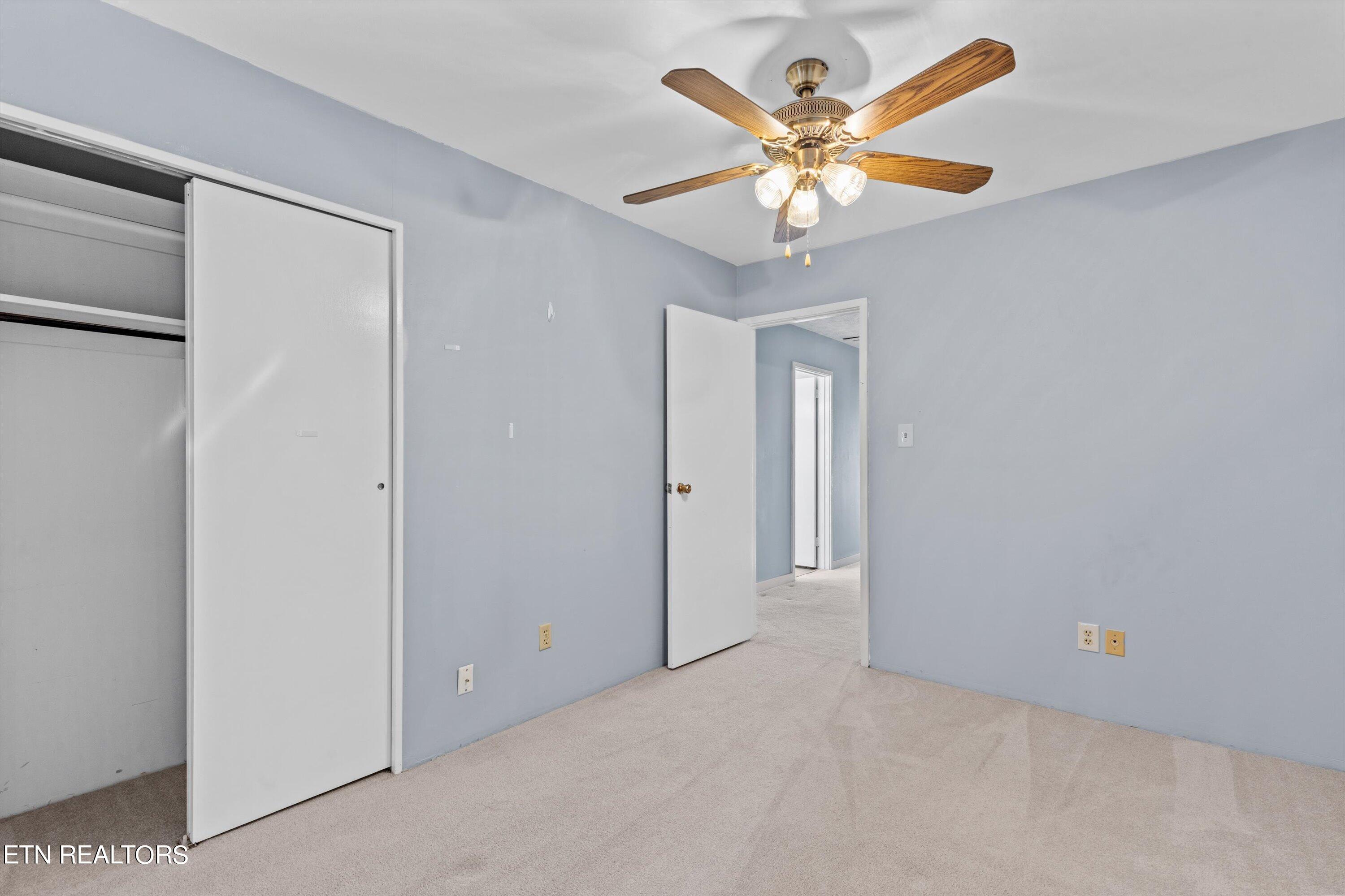 84 Valley Forge Drive Oak Ridge TN 37830