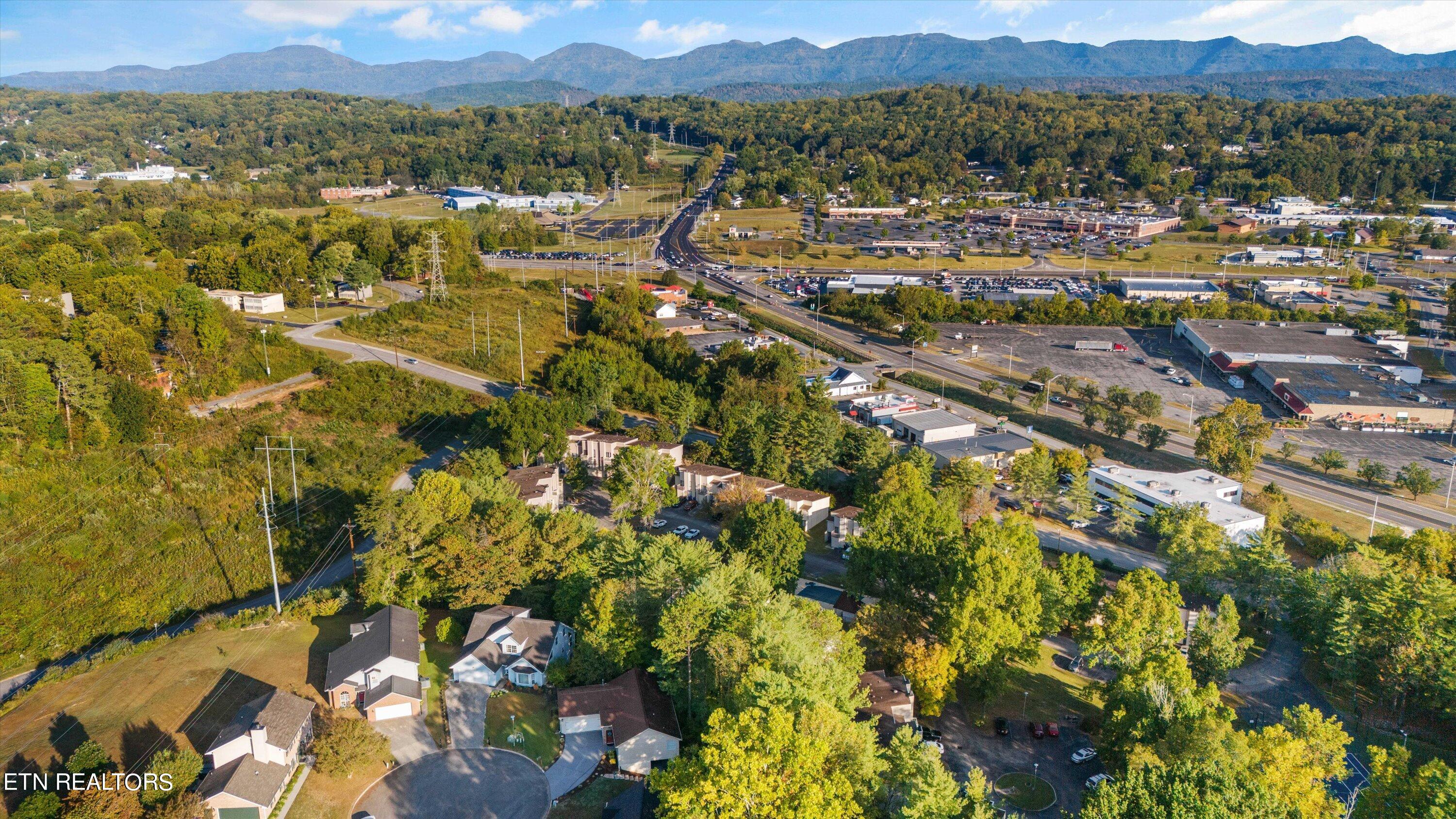 84 Valley Forge Drive Oak Ridge TN 37830