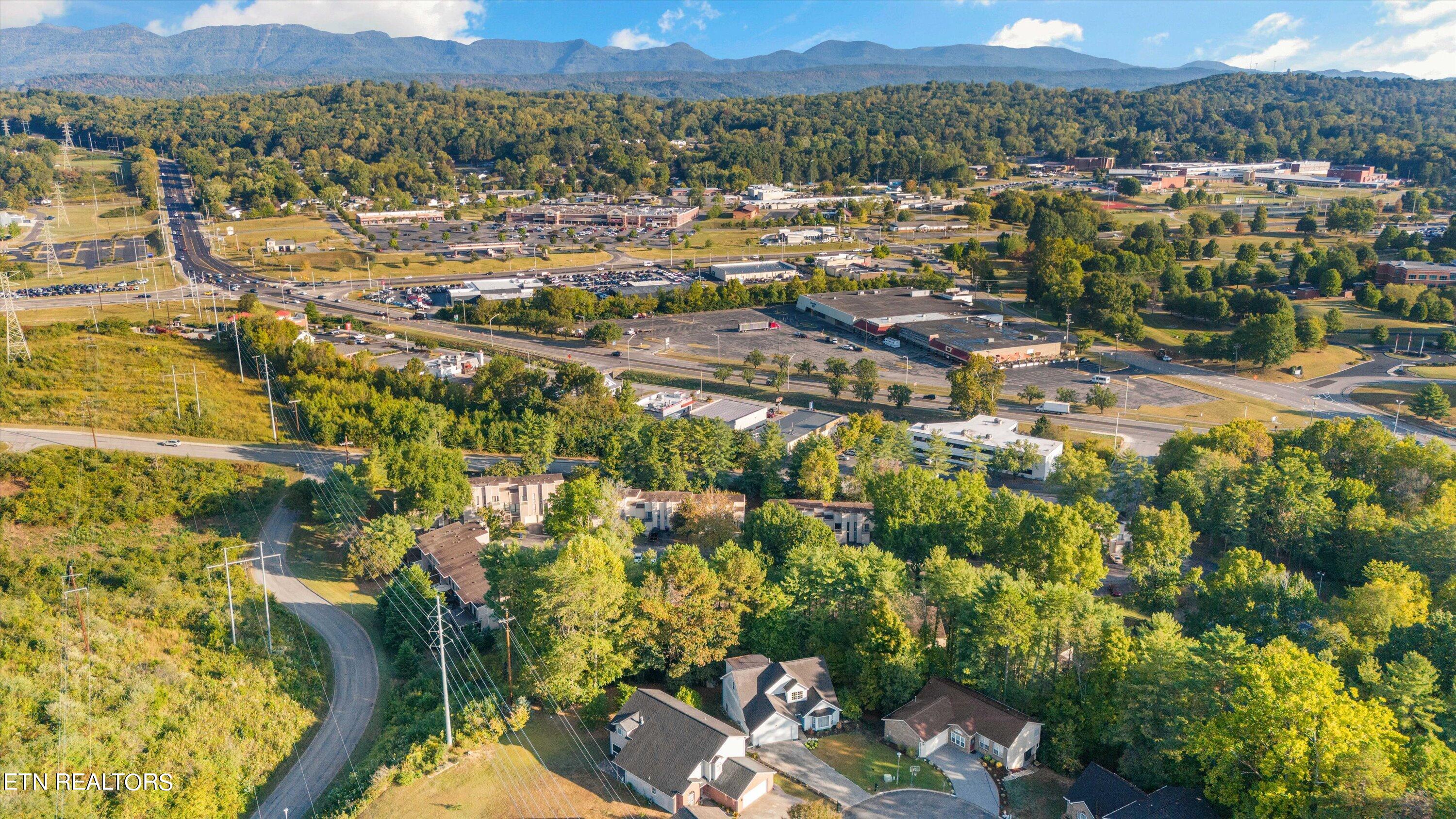 84 Valley Forge Drive Oak Ridge TN 37830