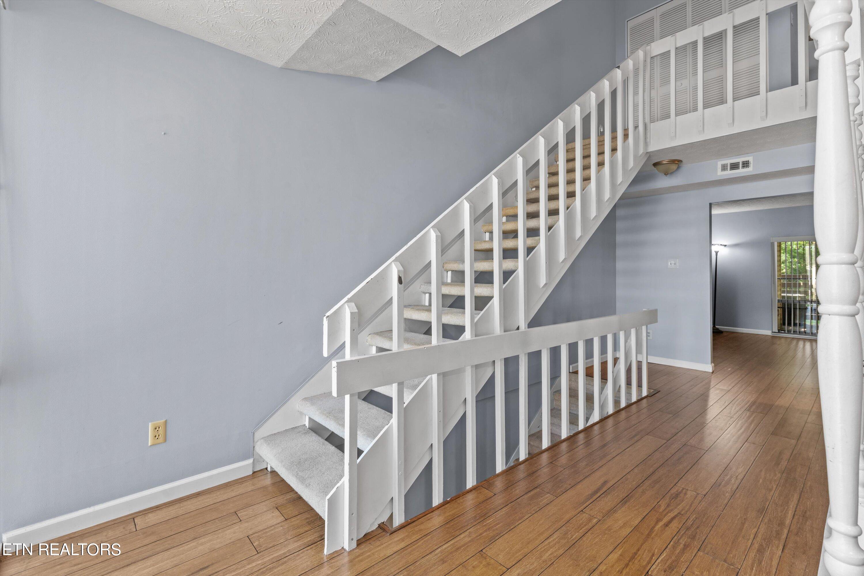 84 Valley Forge Drive Oak Ridge TN 37830