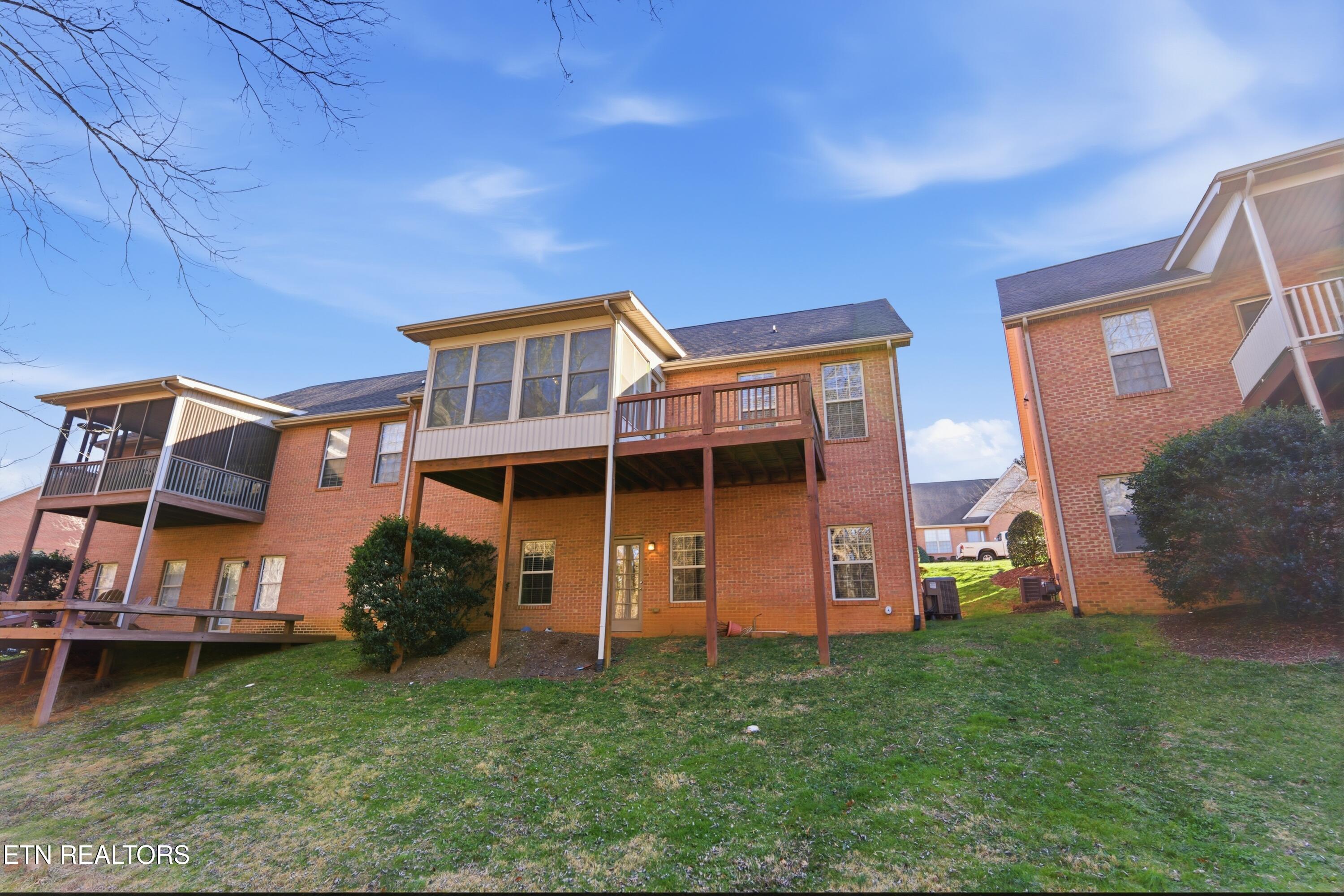 846 Racquet Club Way Knoxville TN 37923