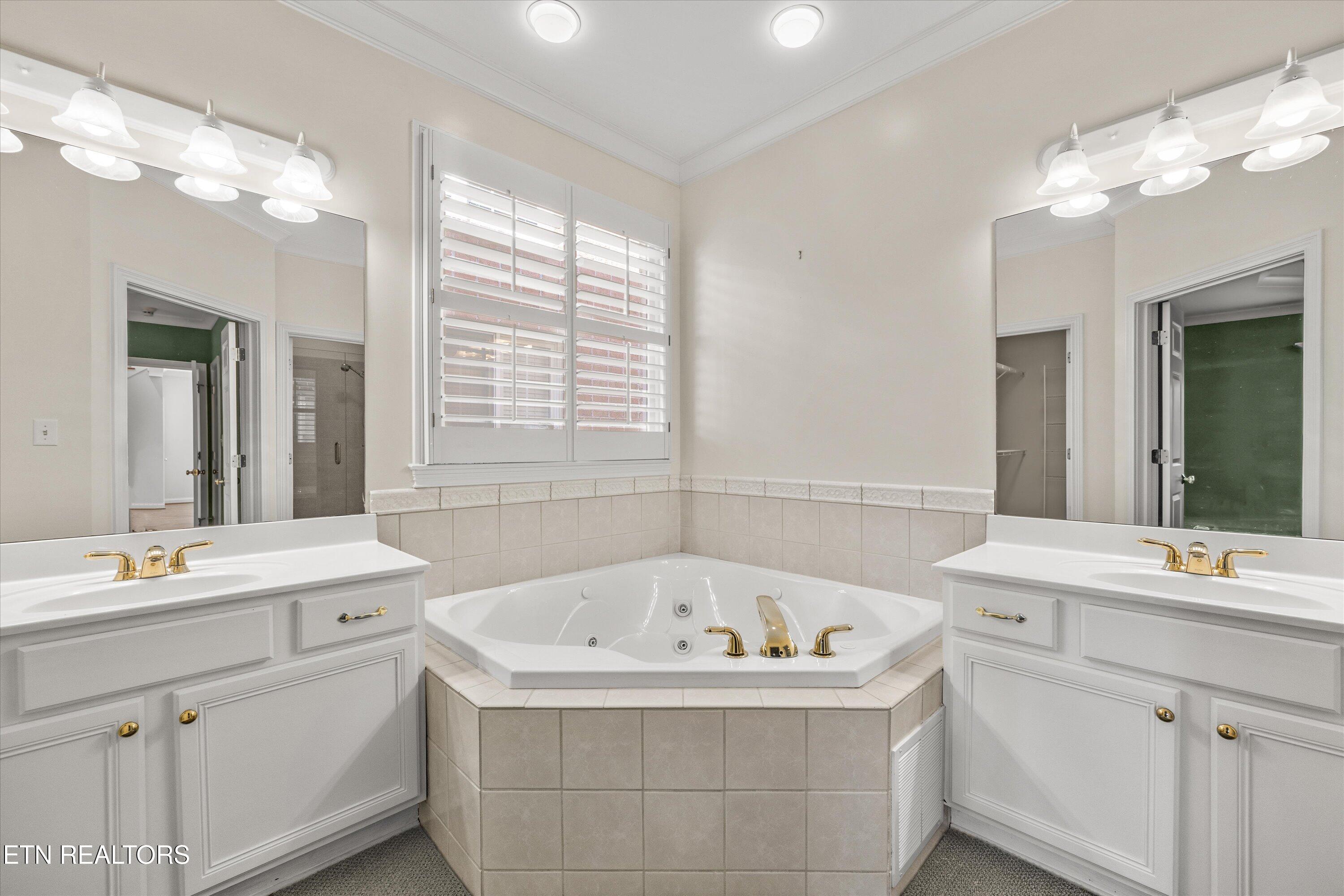 1115 Highgrove Garden Way Knoxville TN 37922