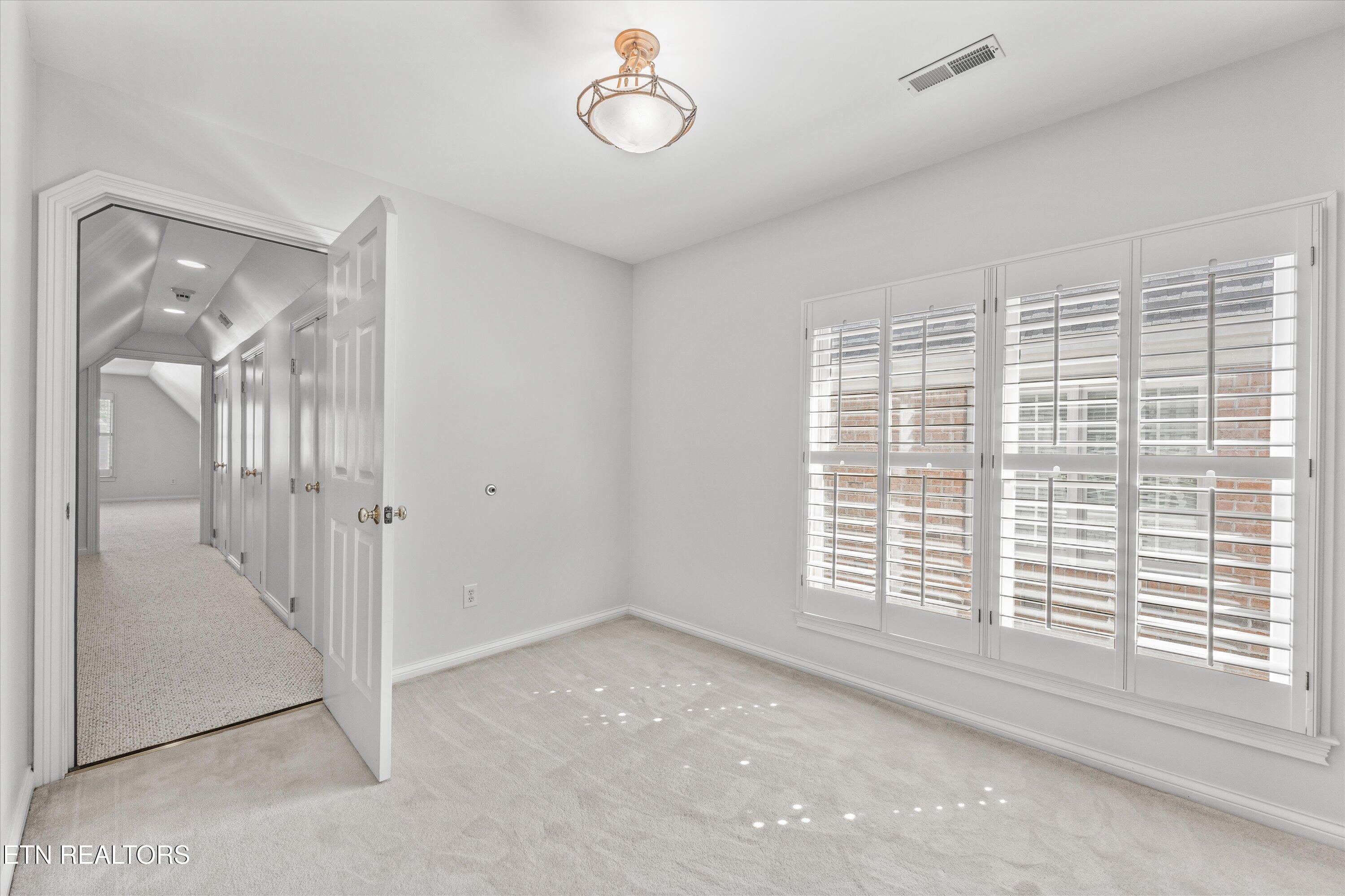 1115 Highgrove Garden Way Knoxville TN 37922