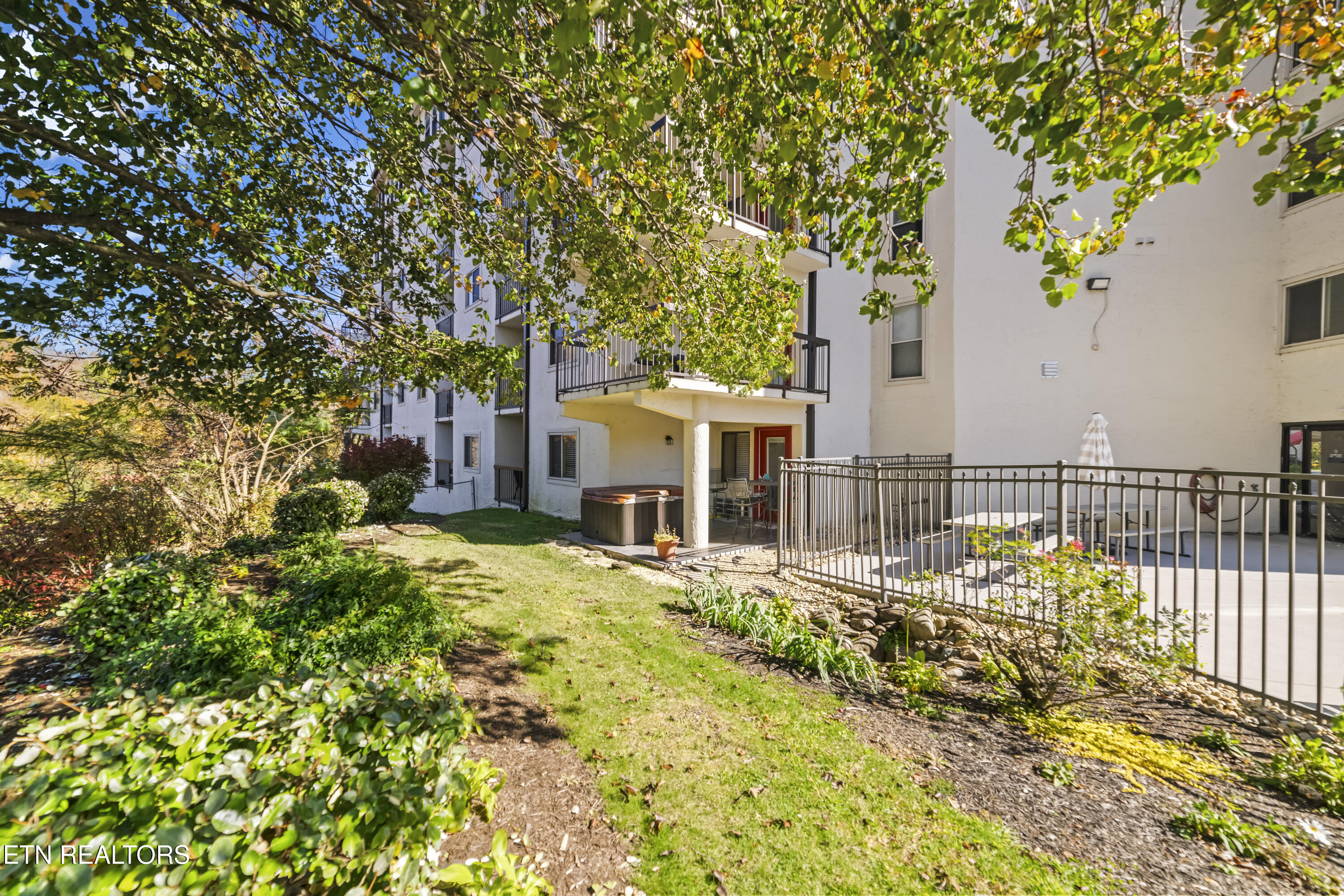 102 Baskins Creek Bypass Gatlinburg TN 37738
