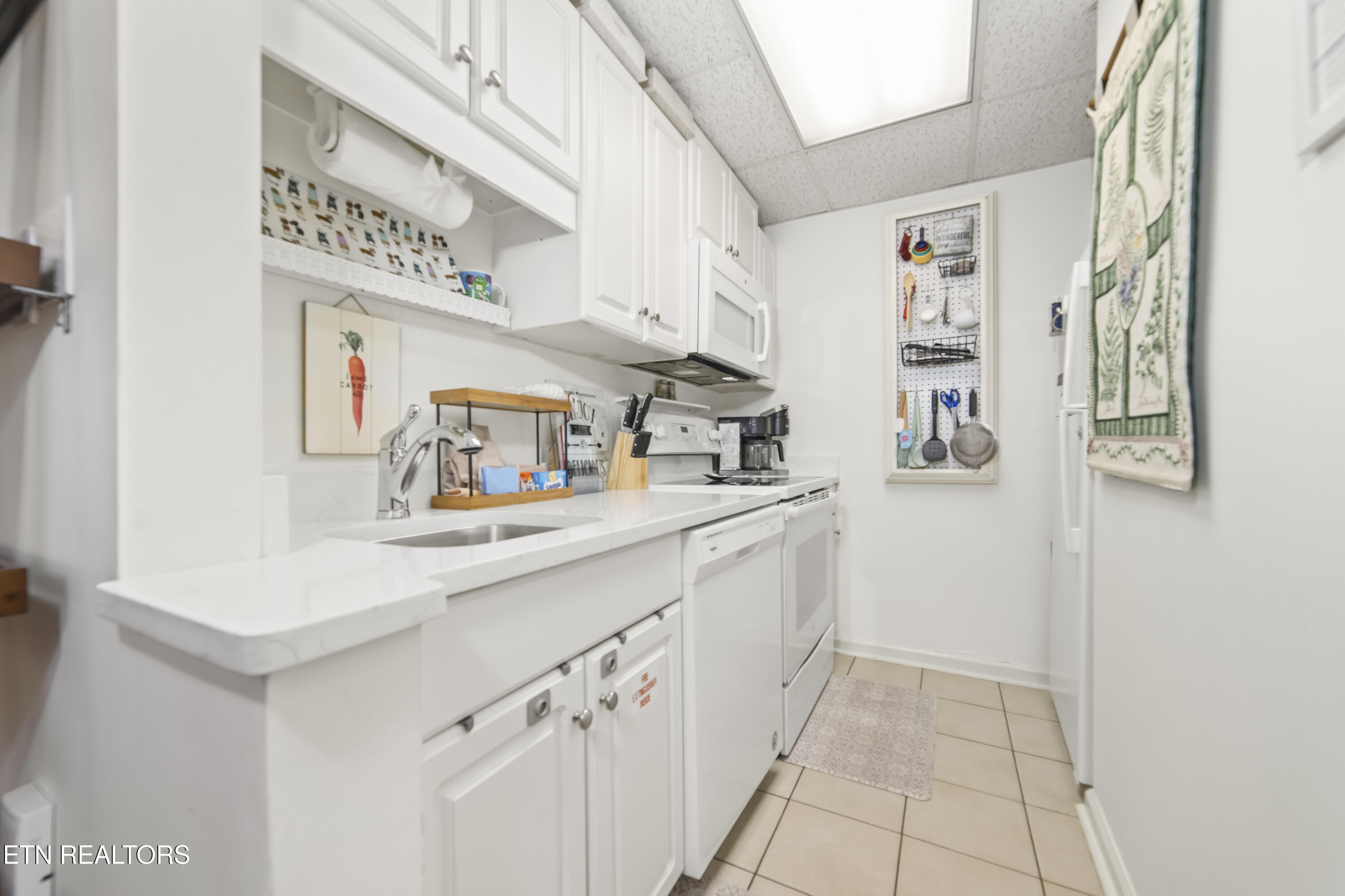 102 Baskins Creek Bypass Gatlinburg TN 37738