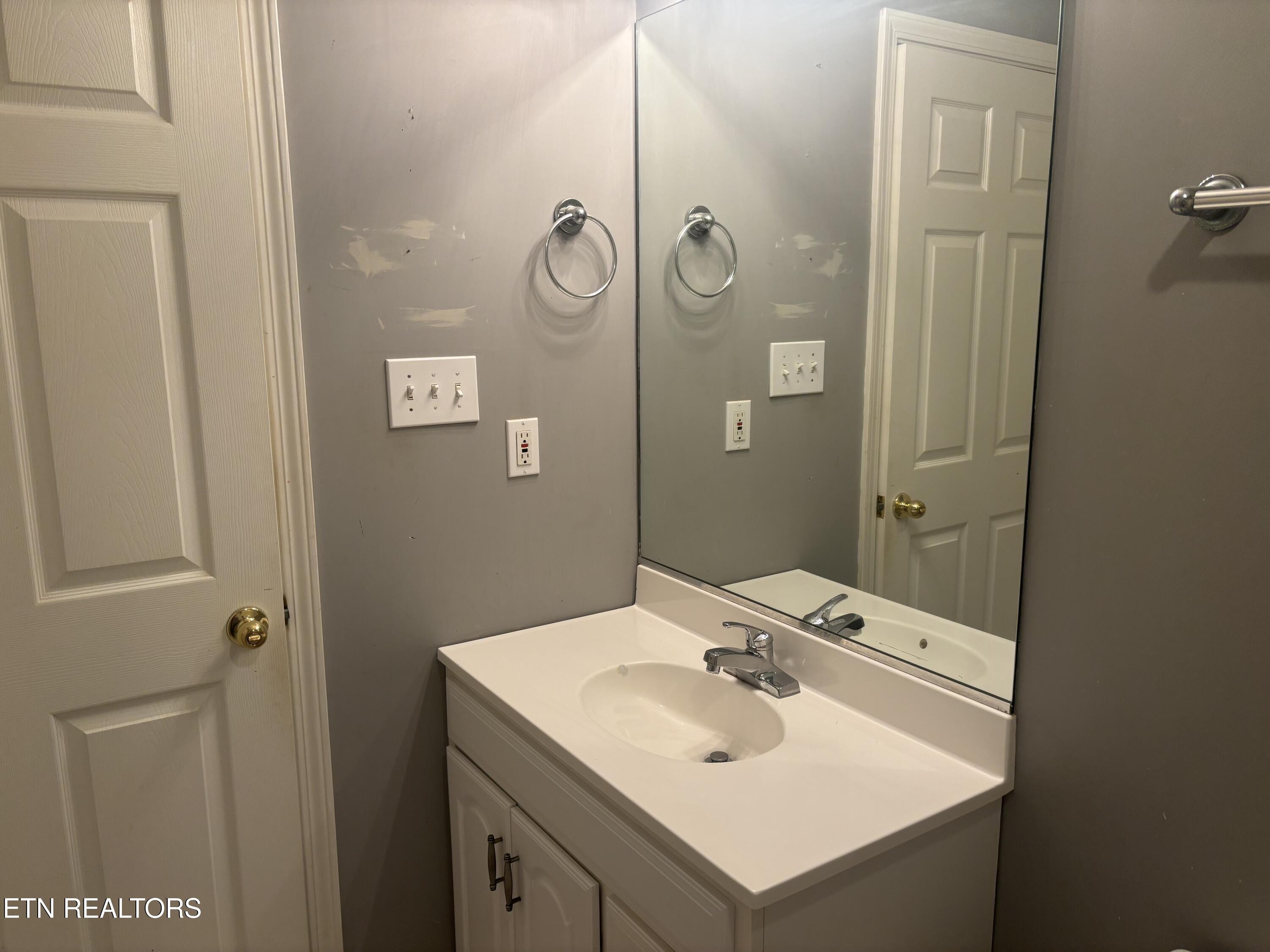 103 Willington Place Loudon TN 37774