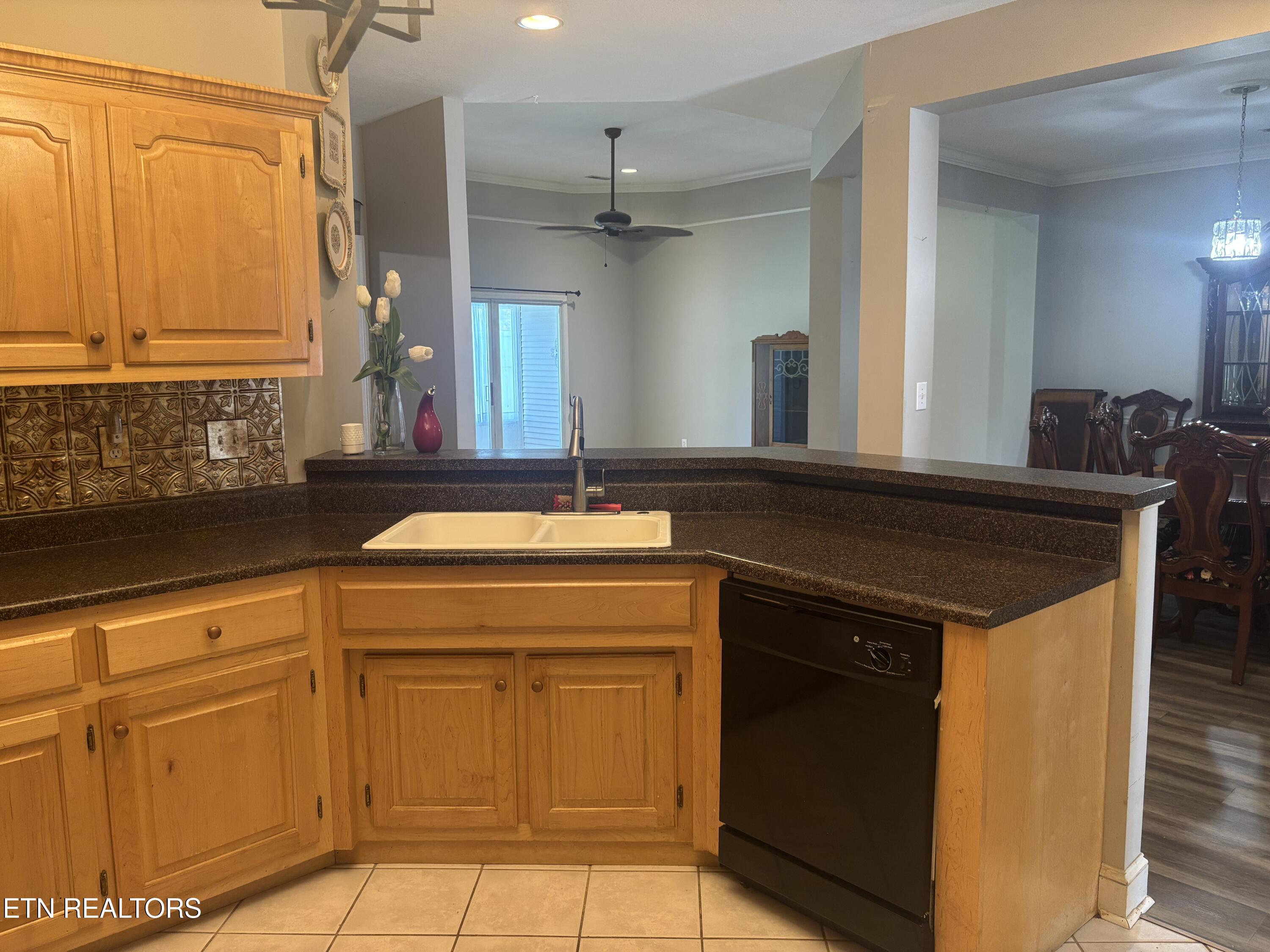 103 Willington Place Loudon TN 37774