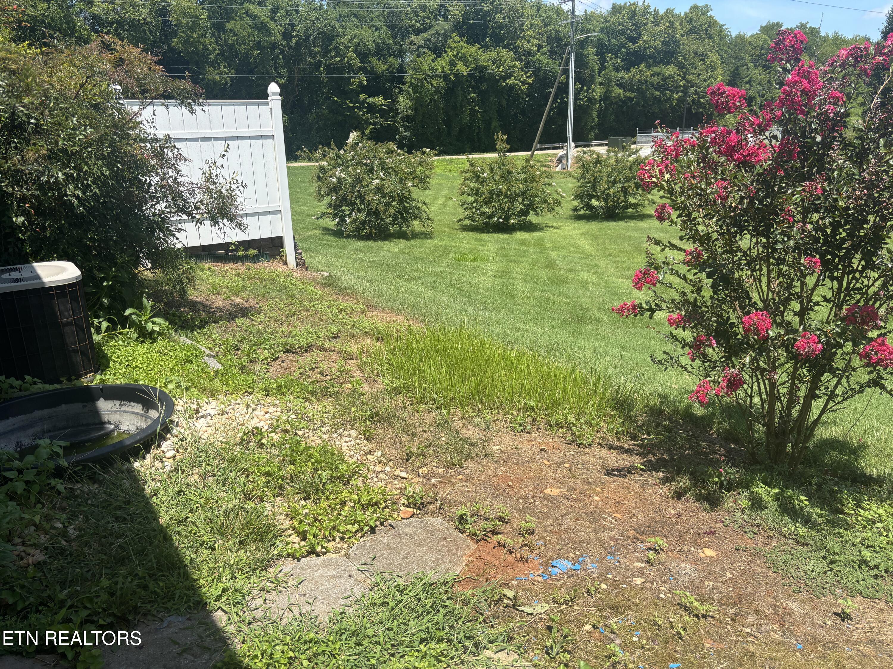103 Willington Place Loudon TN 37774