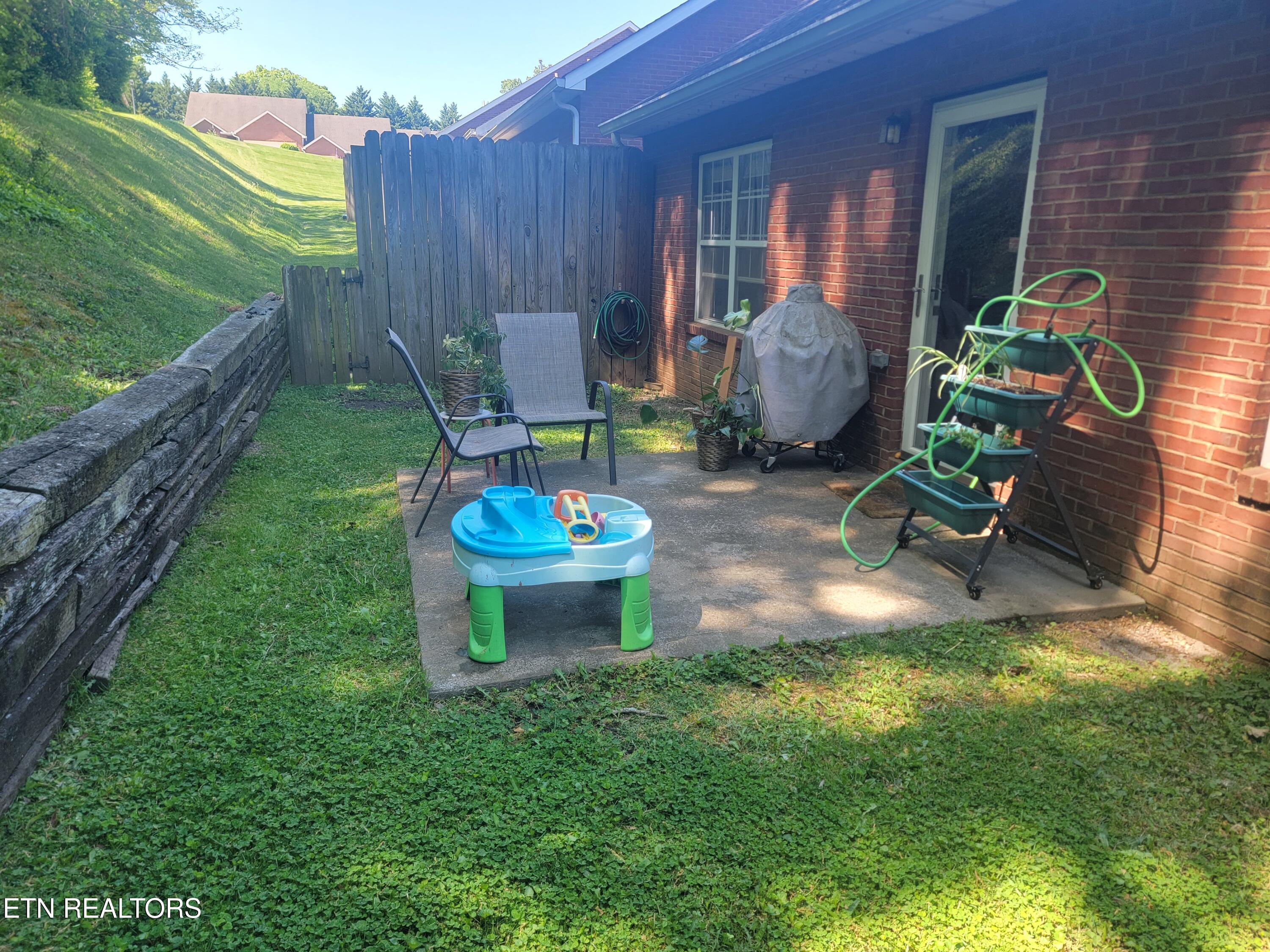 3276 Thomas Hill Way Knoxville TN 37917