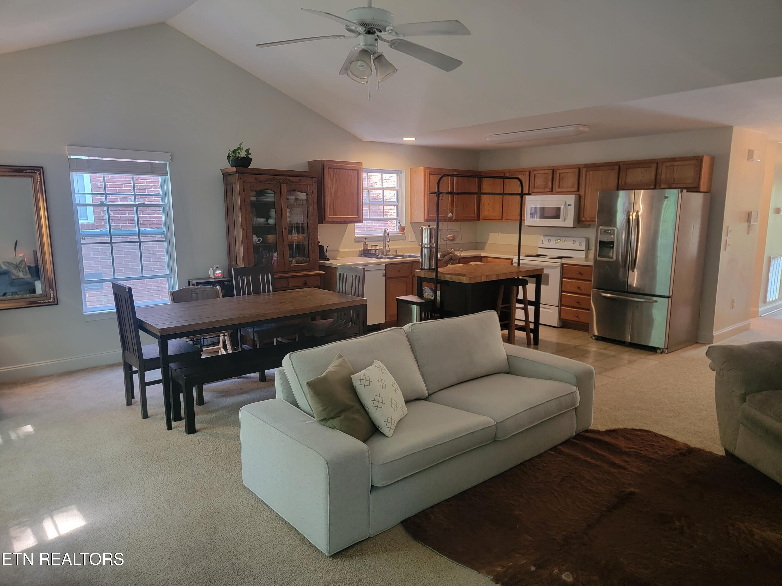 3276 Thomas Hill Way Knoxville TN 37917