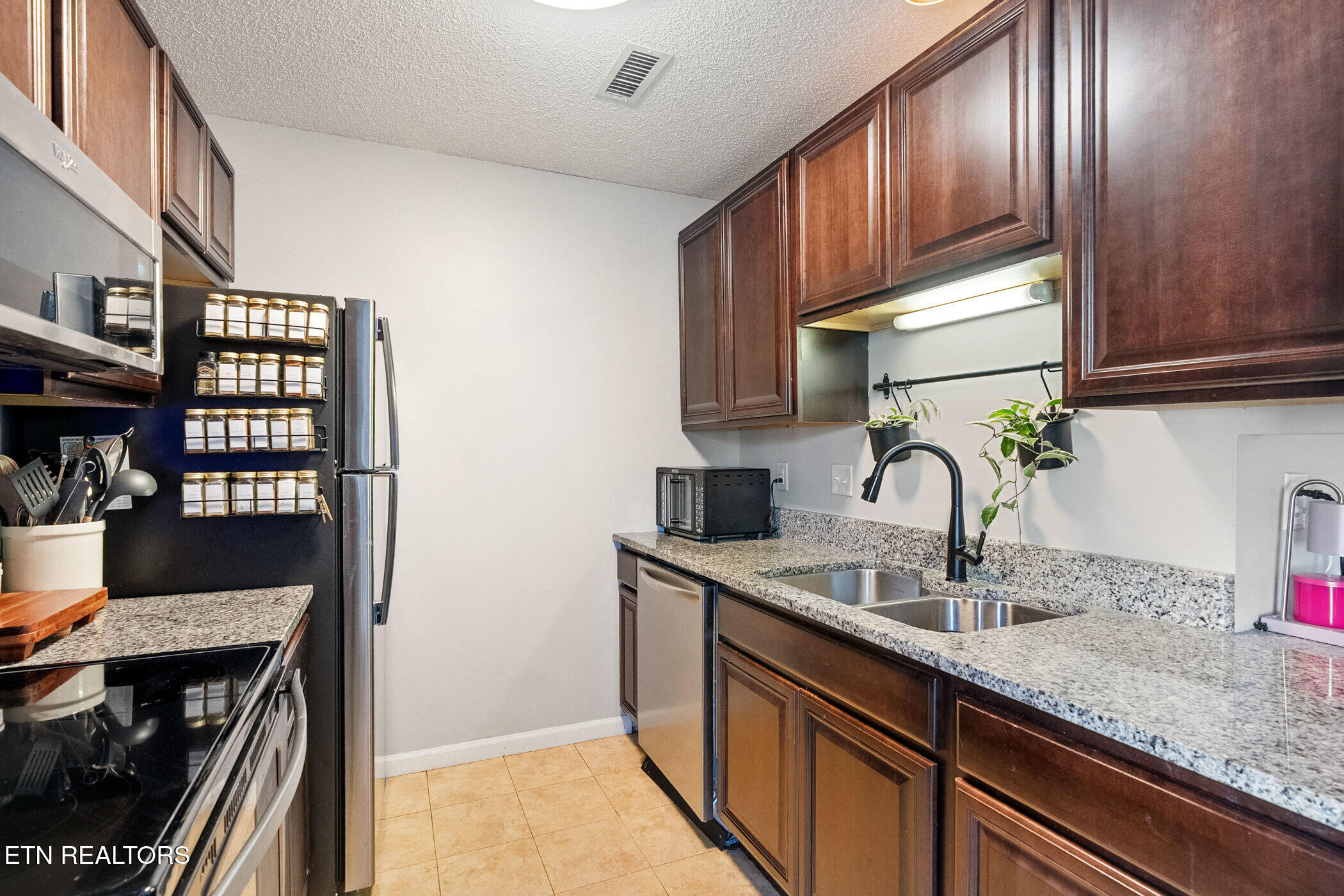 9009 Bell Brook Lane Knoxville TN 37923