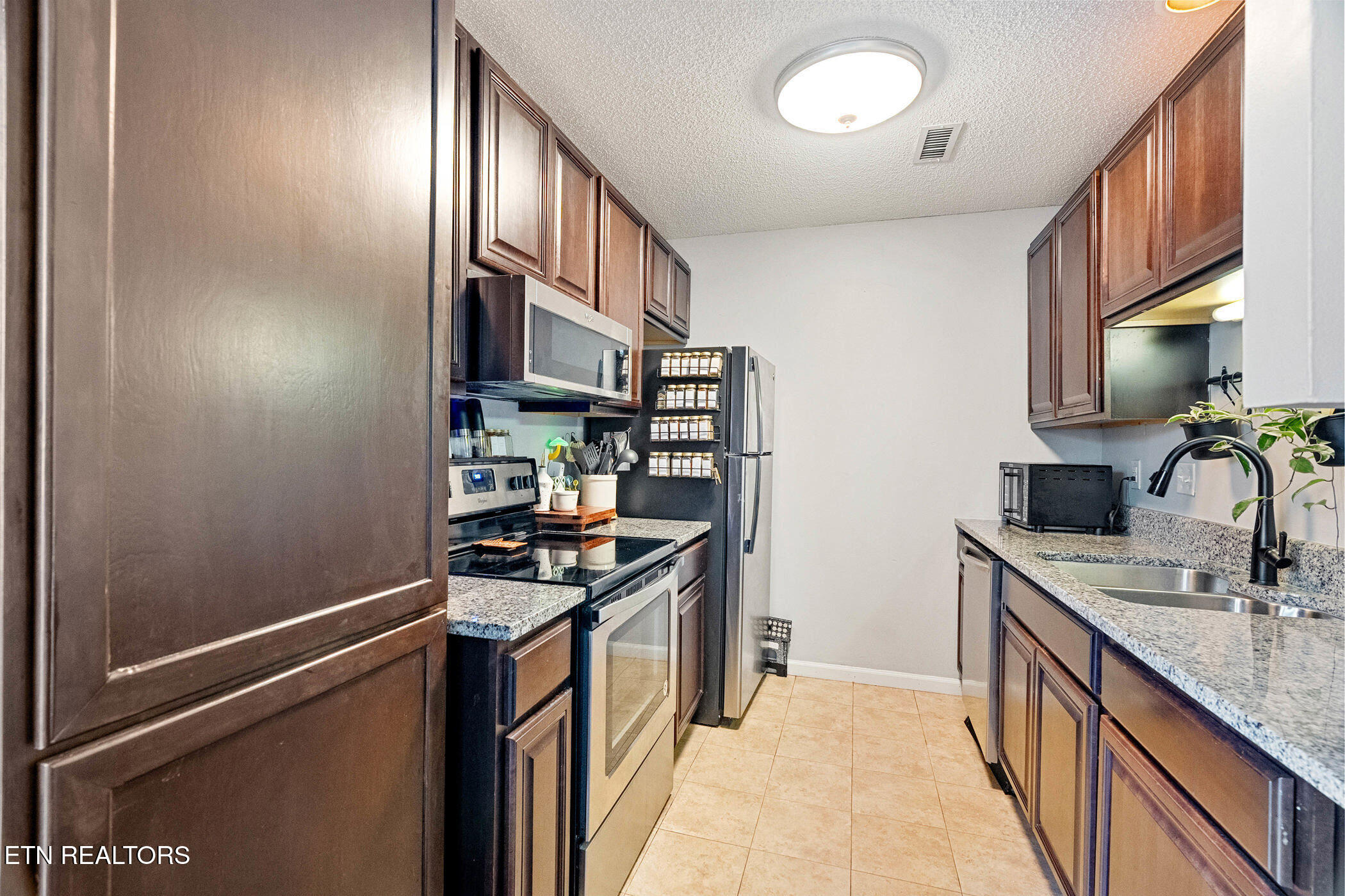 9009 Bell Brook Lane Knoxville TN 37923
