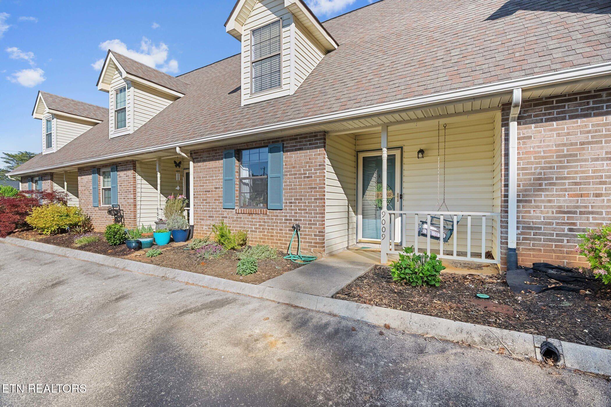 9009 Bell Brook Lane Knoxville TN 37923