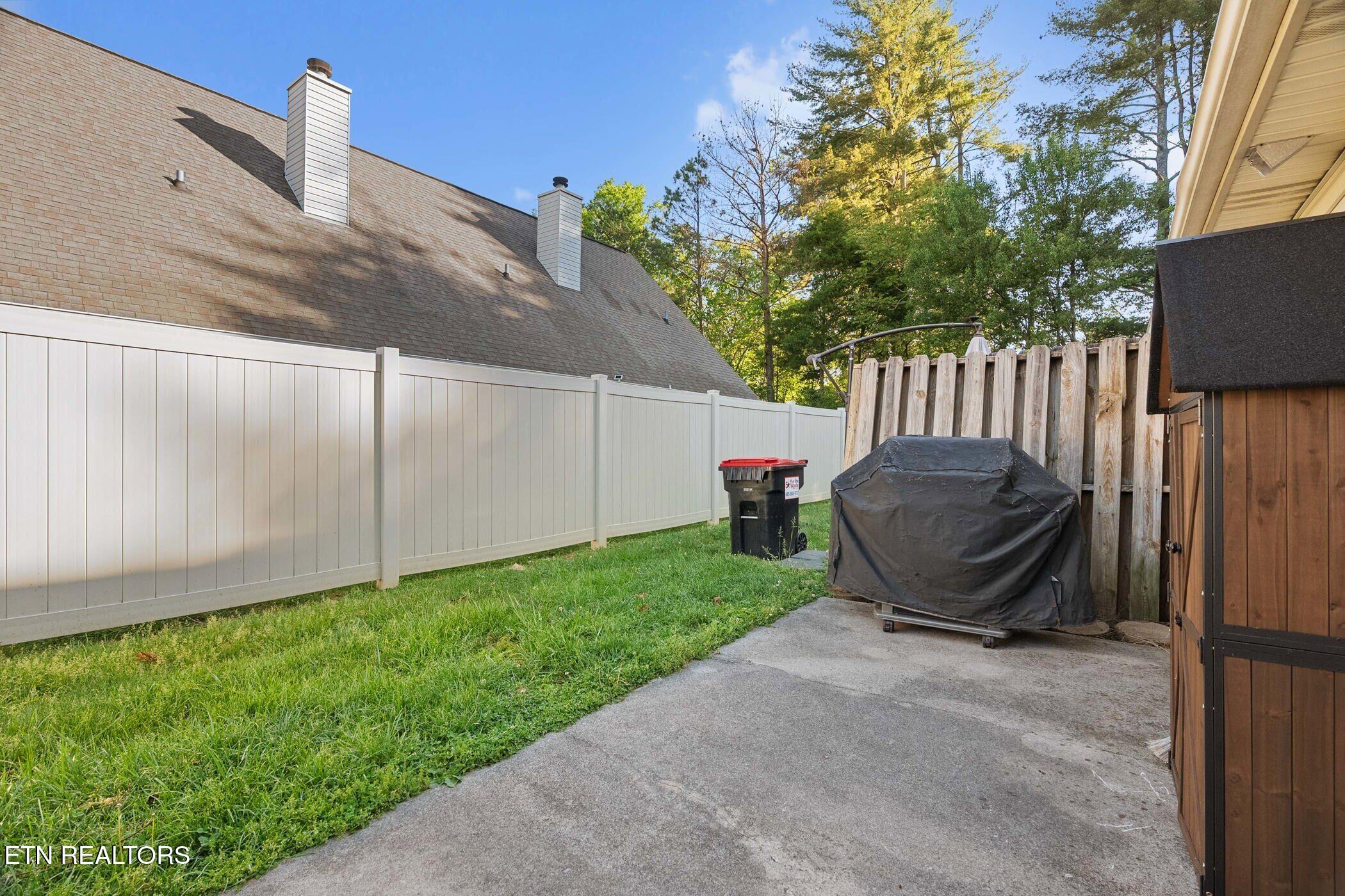 9009 Bell Brook Lane Knoxville TN 37923