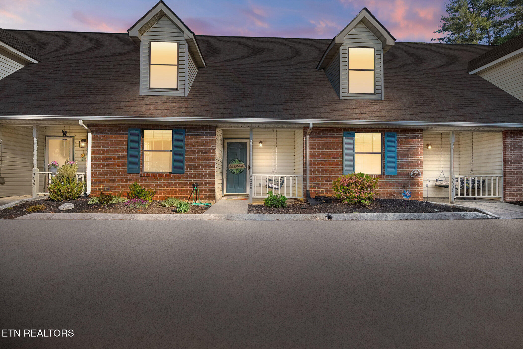 9009 Bell Brook Lane Knoxville TN 37923
