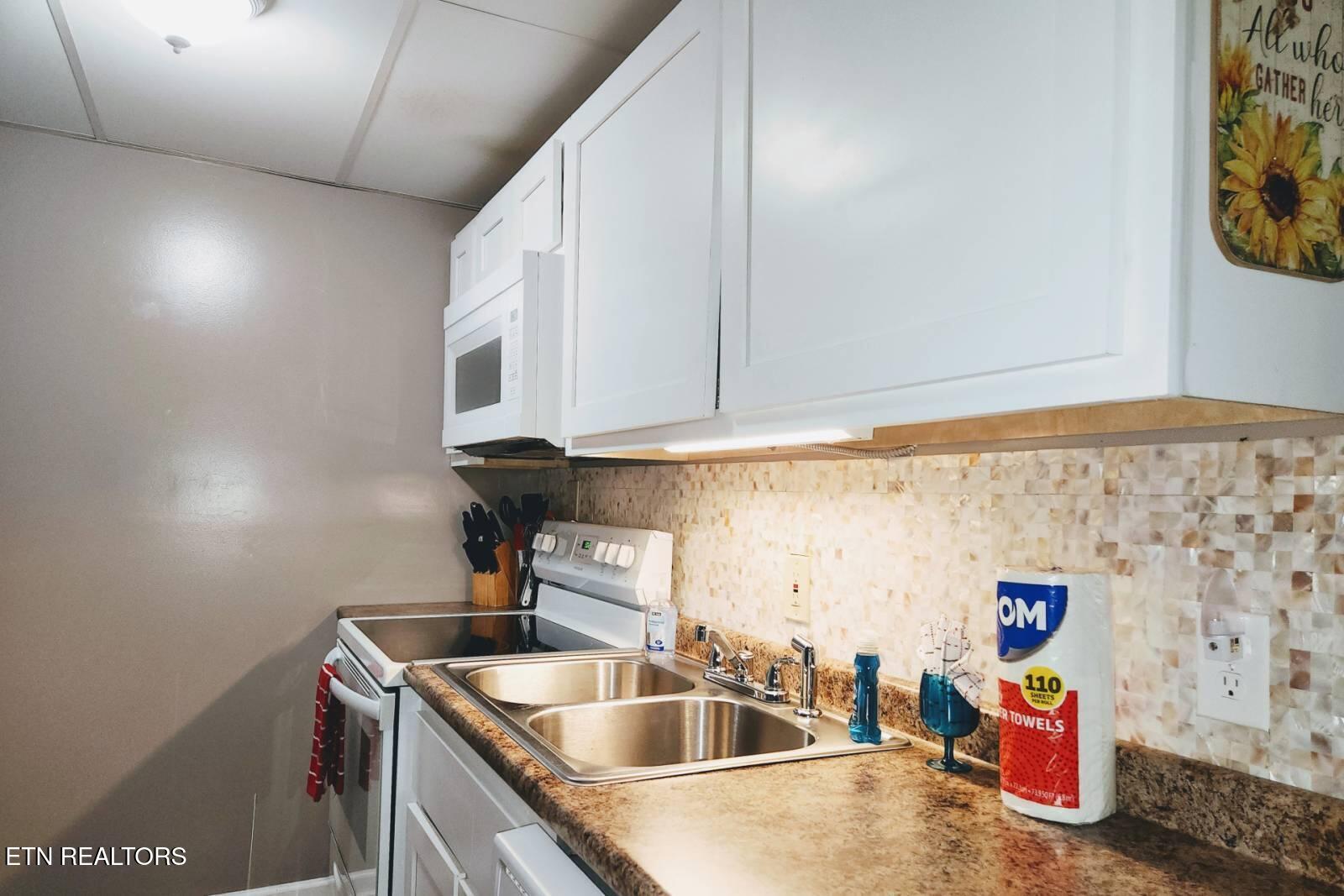 413 Baskins Creek Road Gatlinburg TN 37738