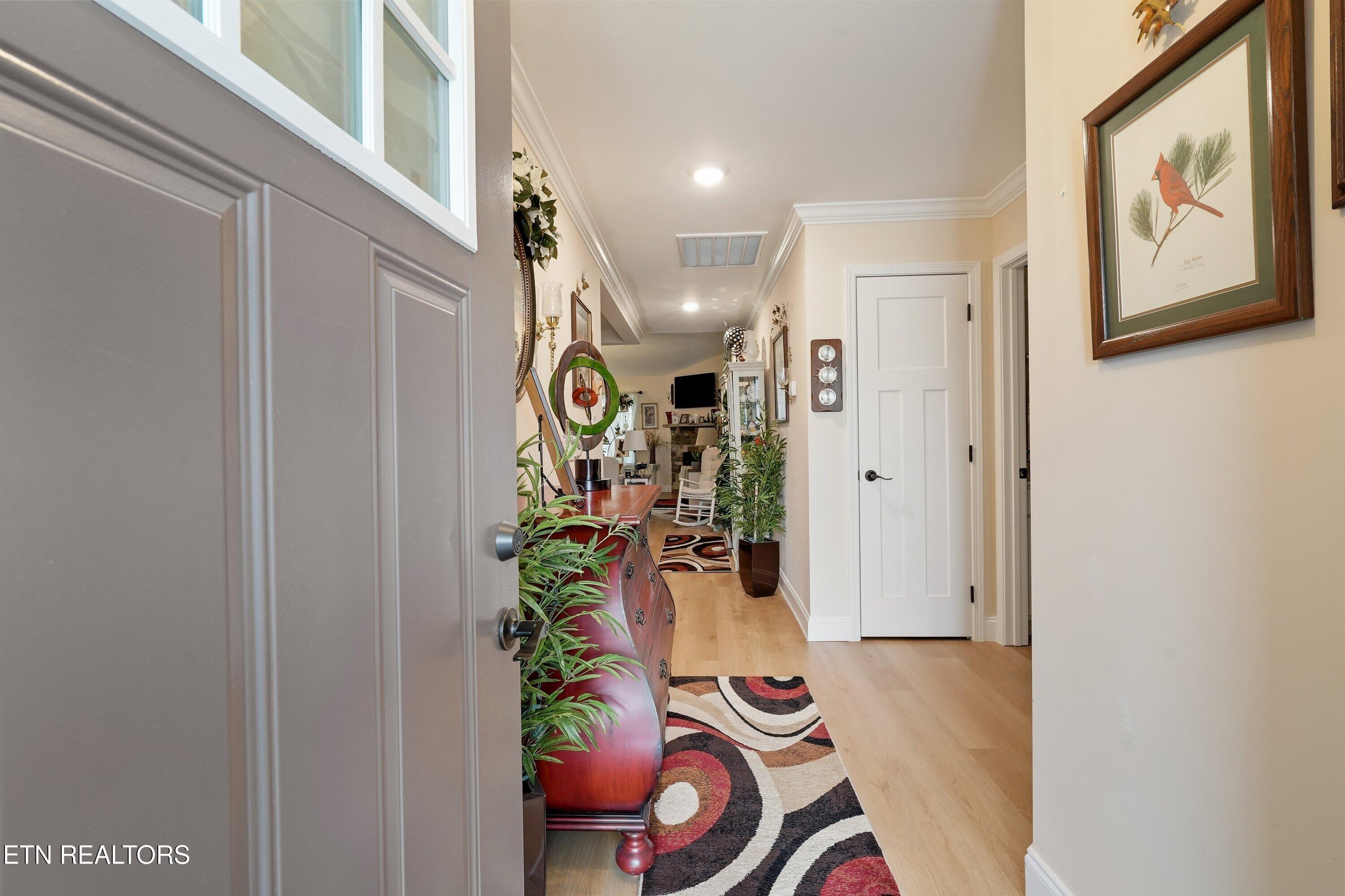 736 Snowflower Circle Pigeon Forge TN 37863