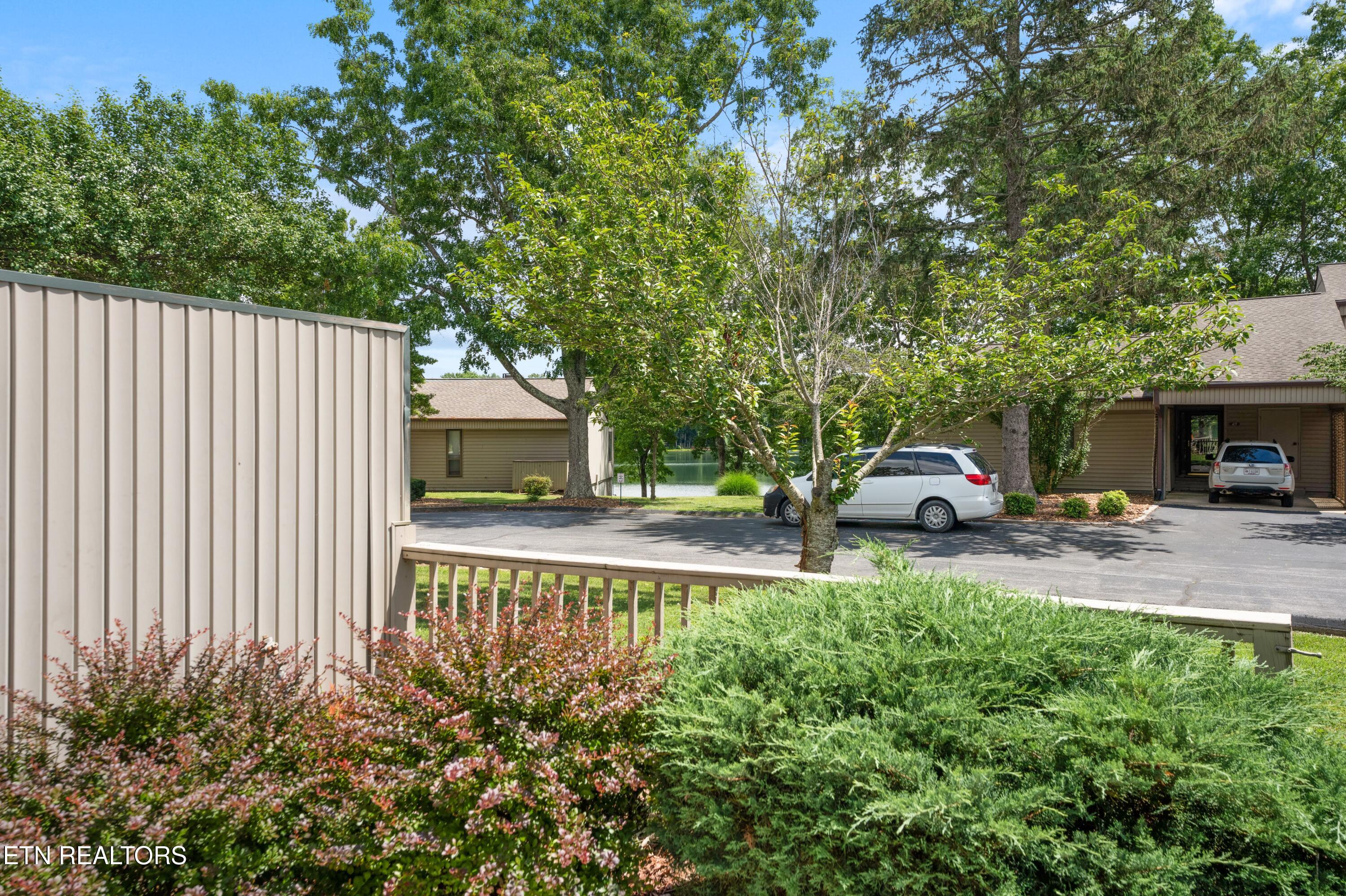 7 Lakeshore Circle Crossville TN 38558