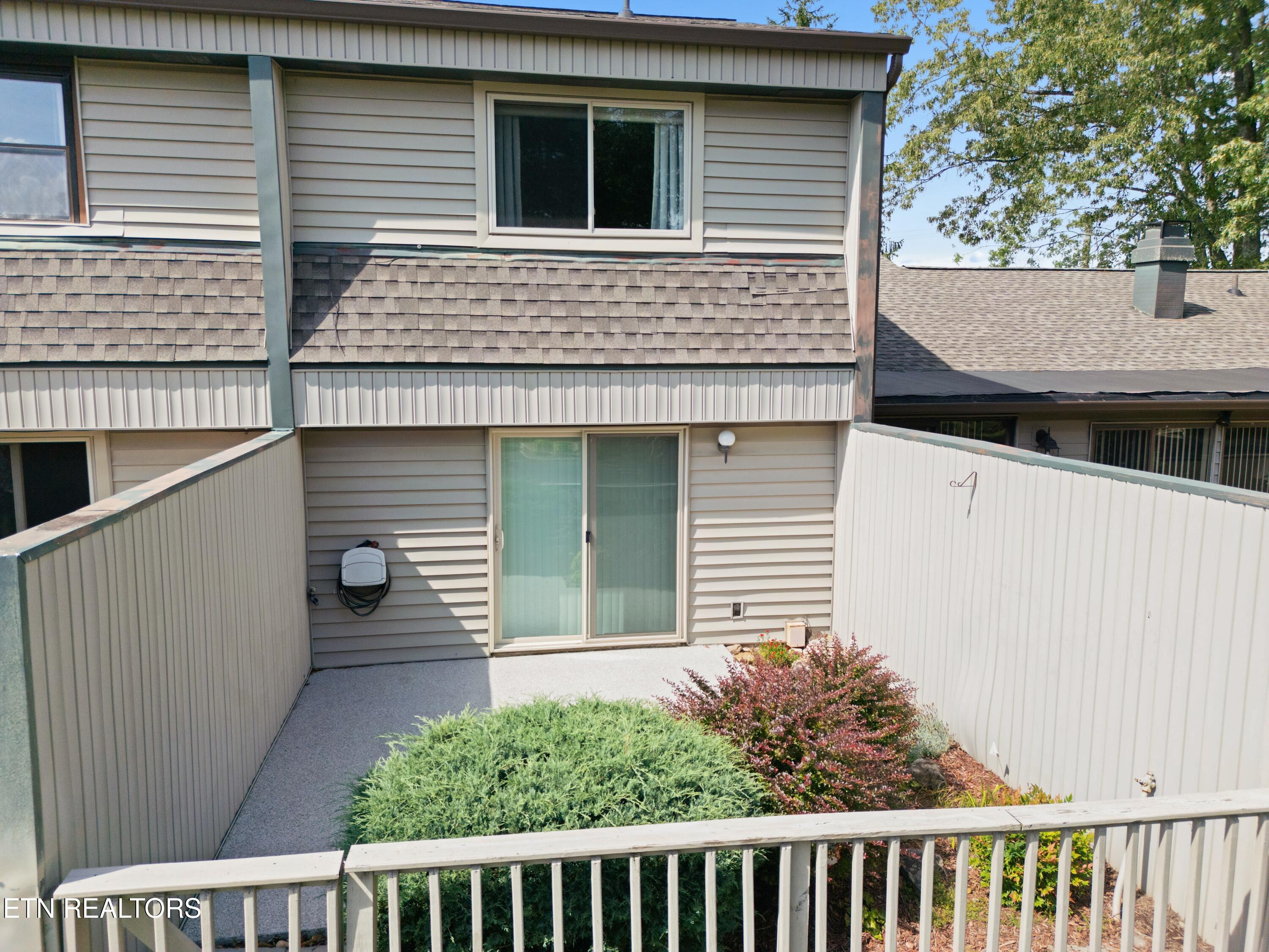 7 Lakeshore Circle Crossville TN 38558