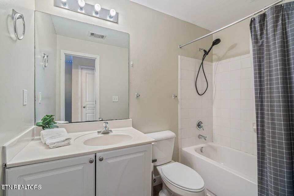 3704 Spruce Ridge Way Knoxville TN 37920