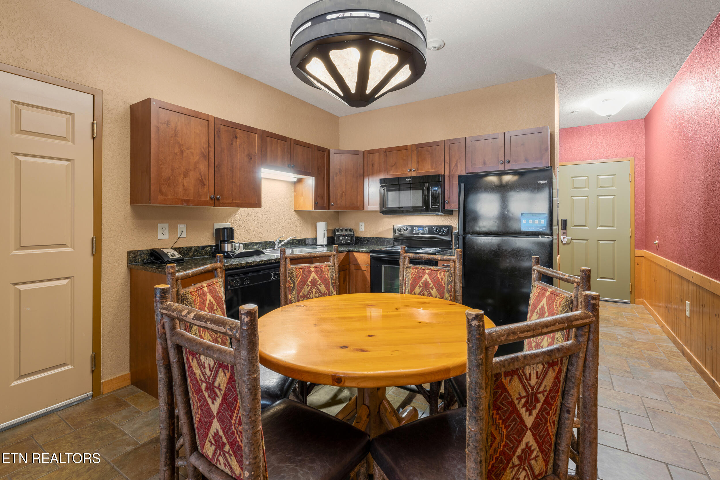 1424 Old Knoxville Unit 13071,73,75 Highway Sevierville TN 37876