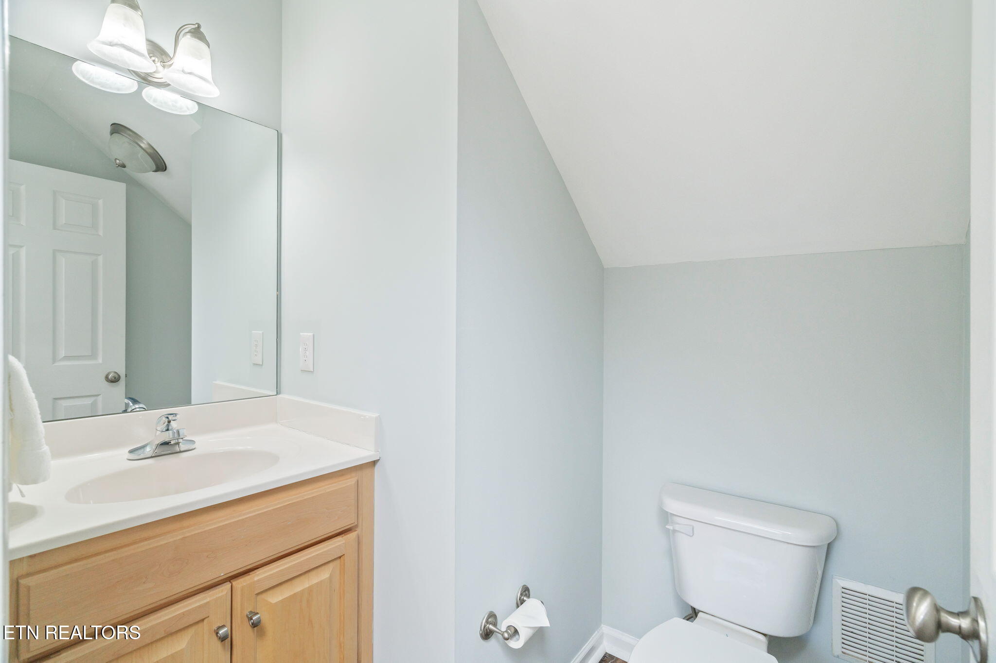 6811 Spring Glen Way Knoxville TN 37919