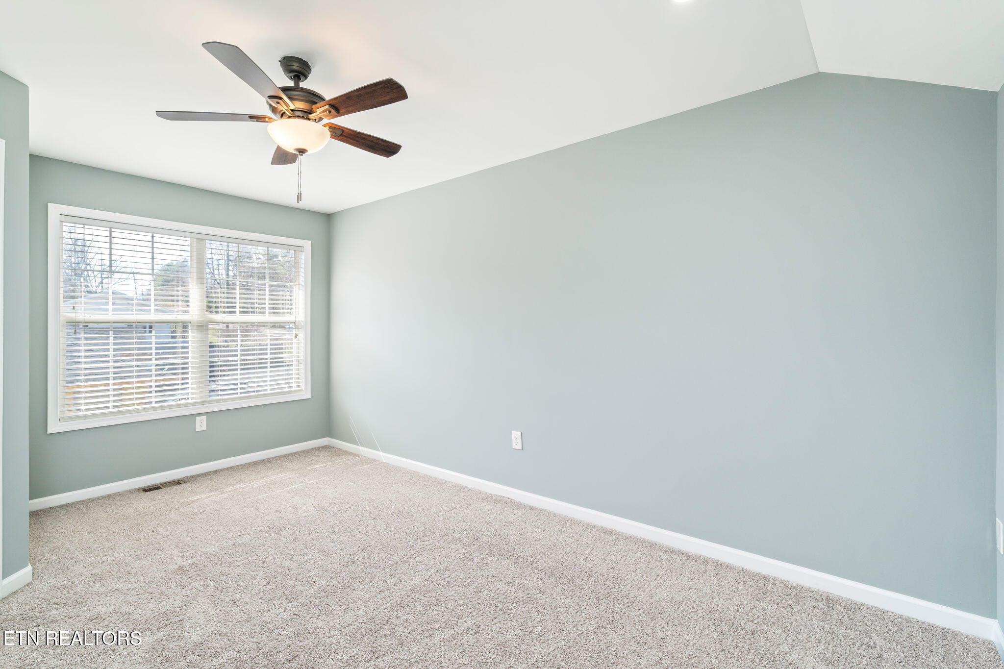 6811 Spring Glen Way Knoxville TN 37919