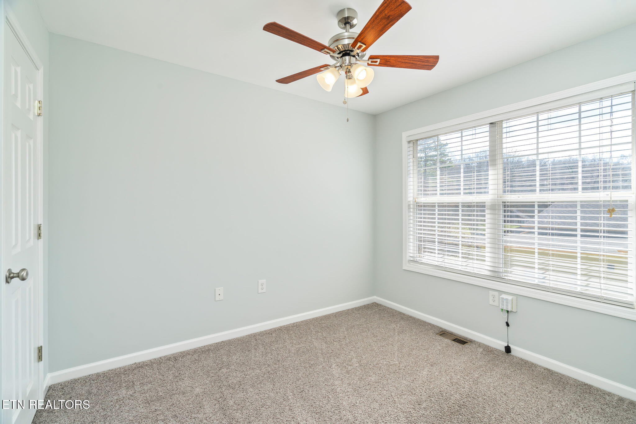 6811 Spring Glen Way Knoxville TN 37919
