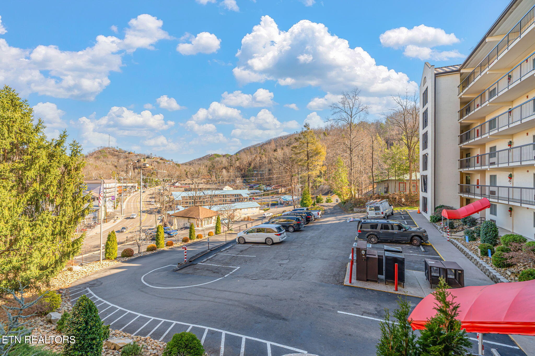 102 Baskins Creek Bypass Gatlinburg TN 37738