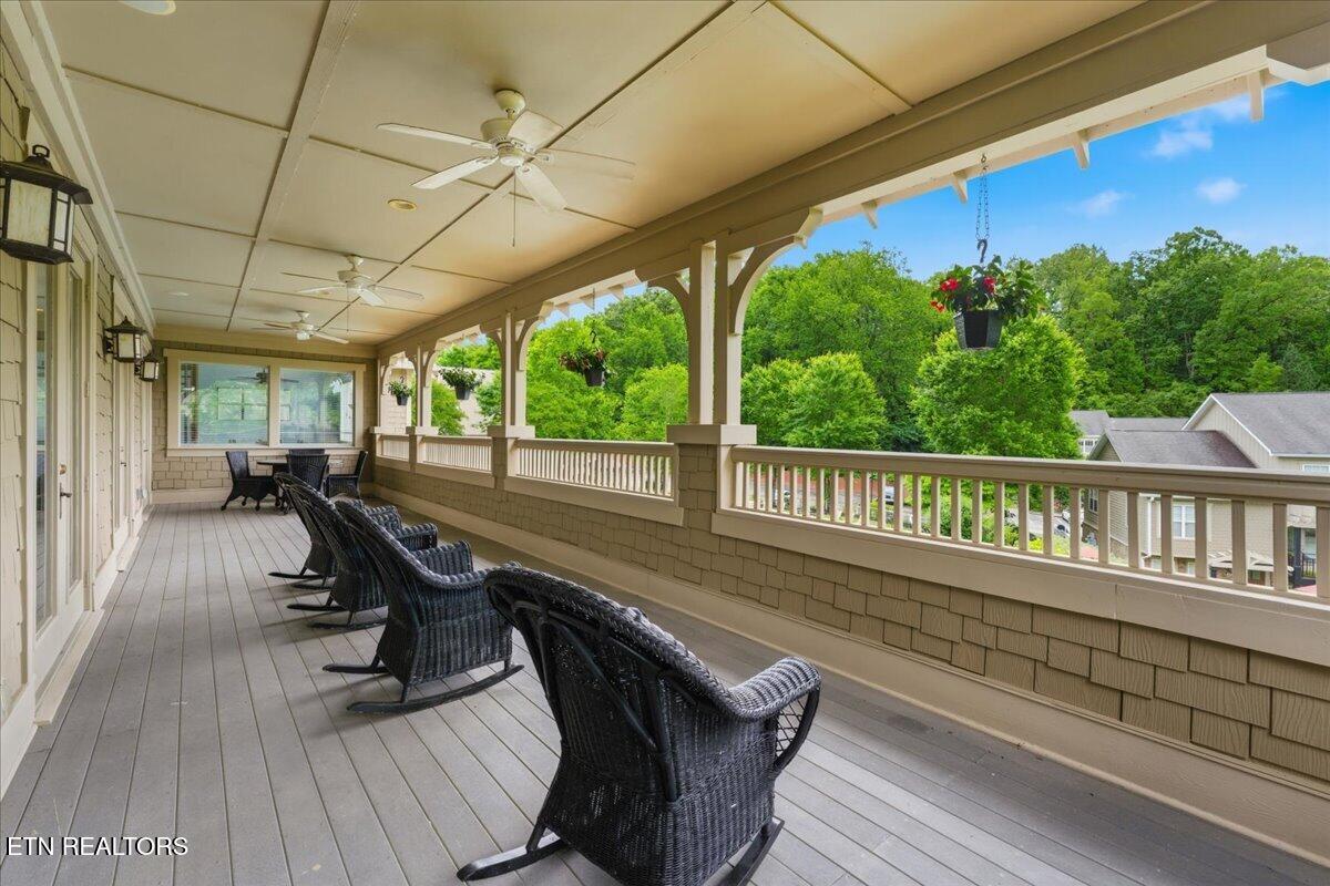 1121 Tree Top Way Knoxville TN 37920