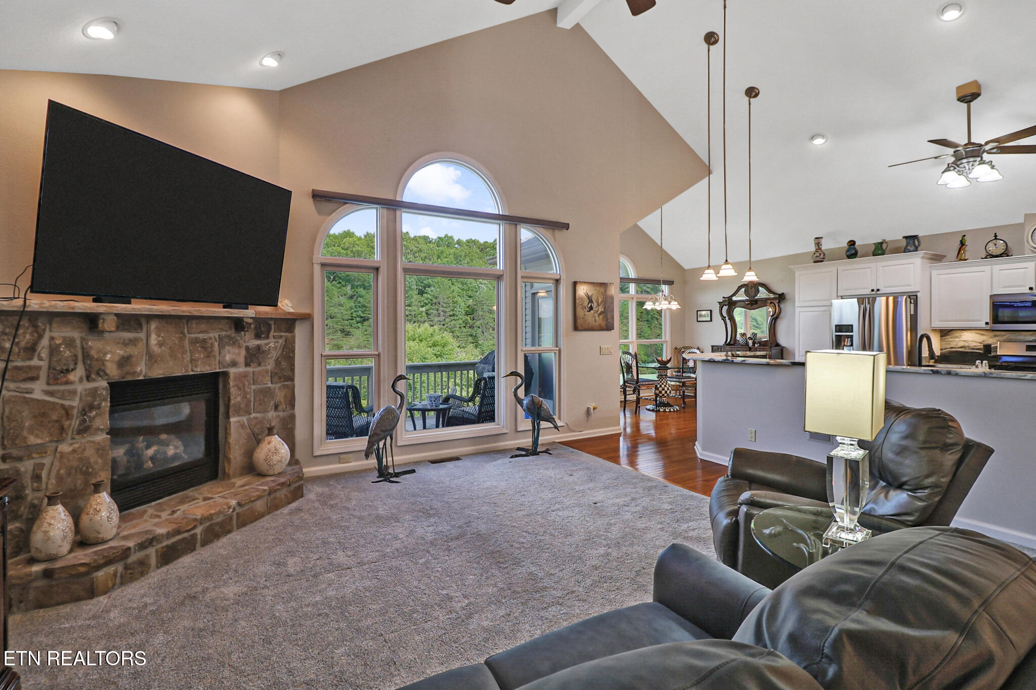 135 Lafayette Point Fairfield Glade TN 38558