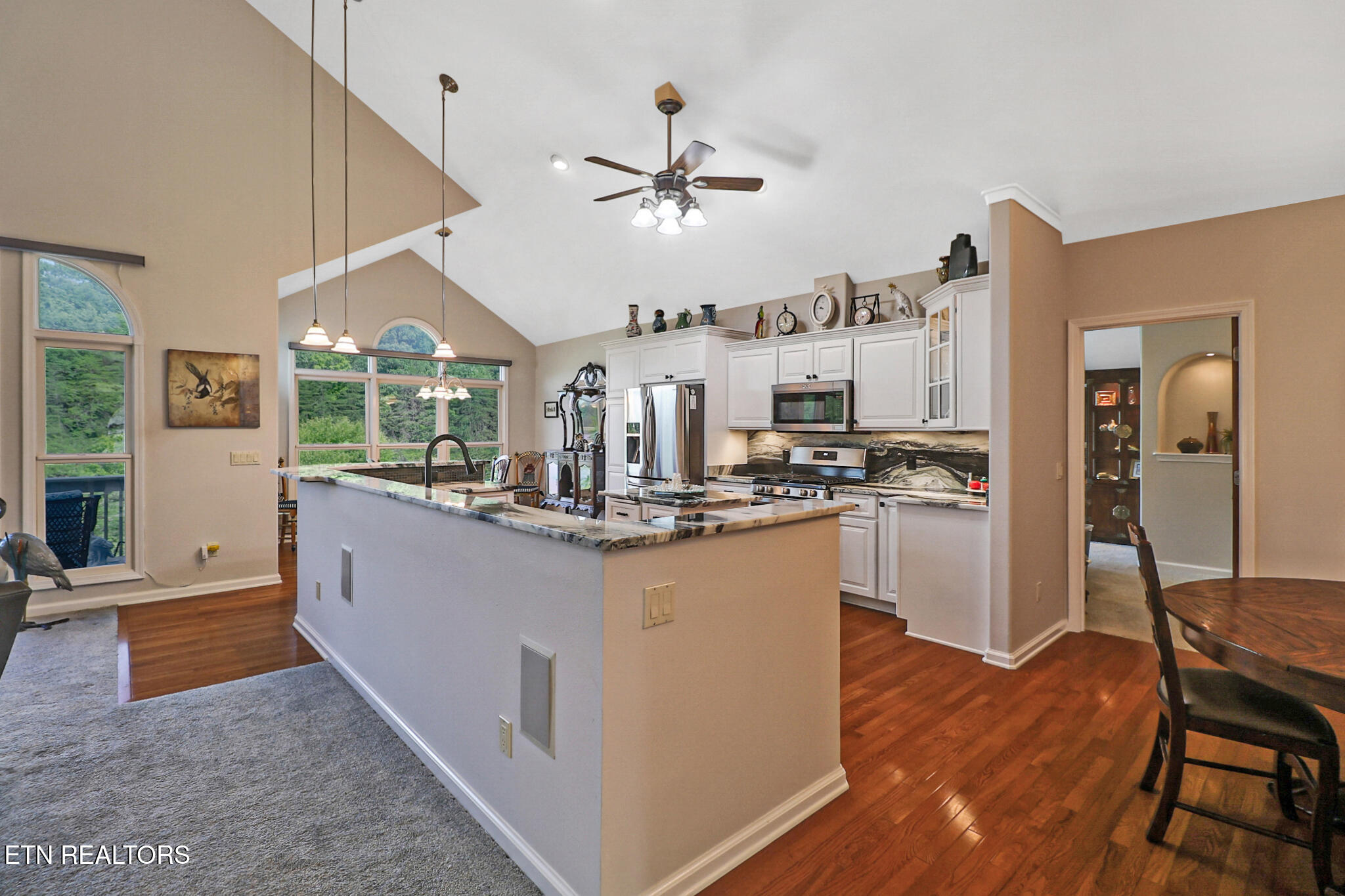135 Lafayette Point Fairfield Glade TN 38558