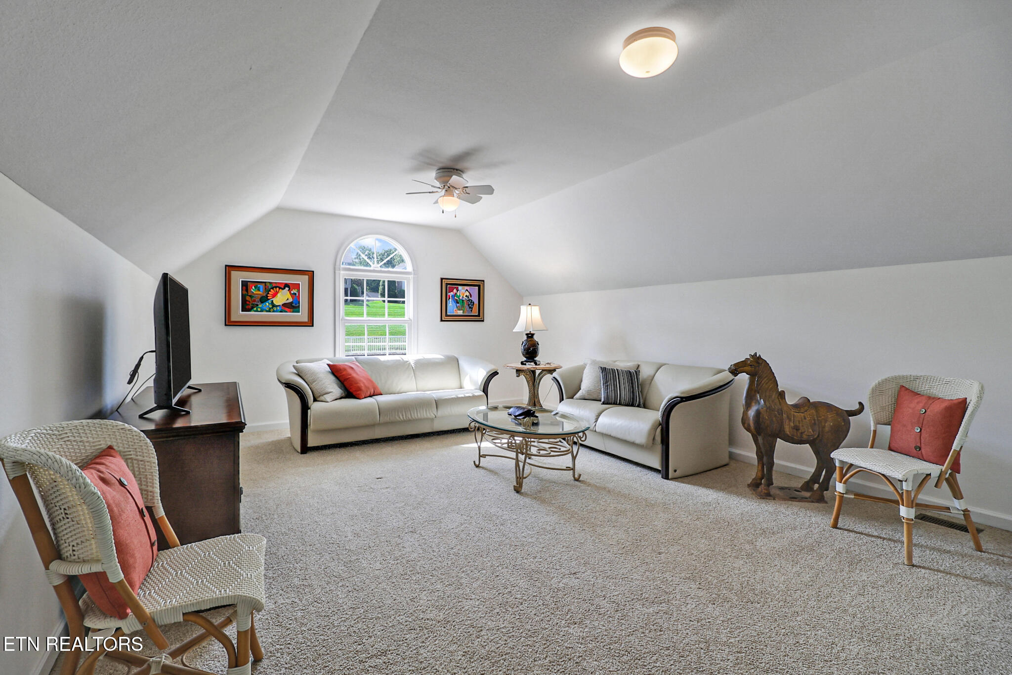 135 Lafayette Point Fairfield Glade TN 38558