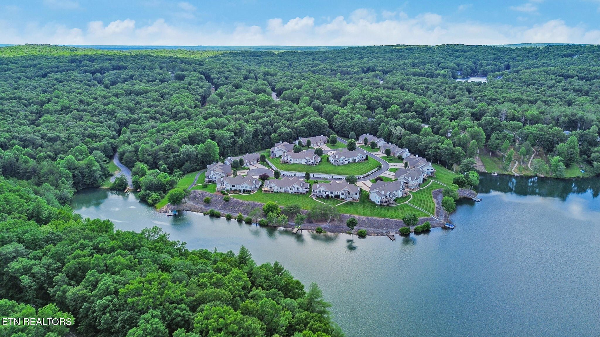135 Lafayette Point Fairfield Glade TN 38558