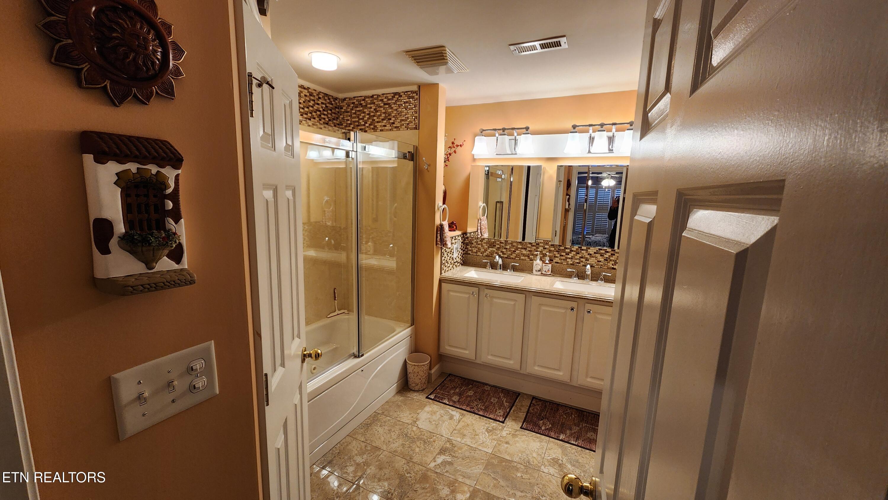 523 Apple View Way Sevierville TN 37862