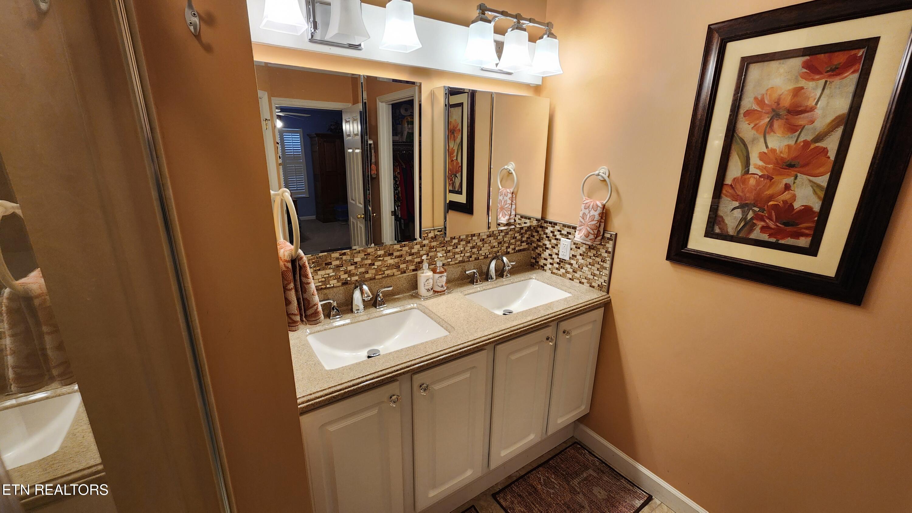523 Apple View Way Sevierville TN 37862