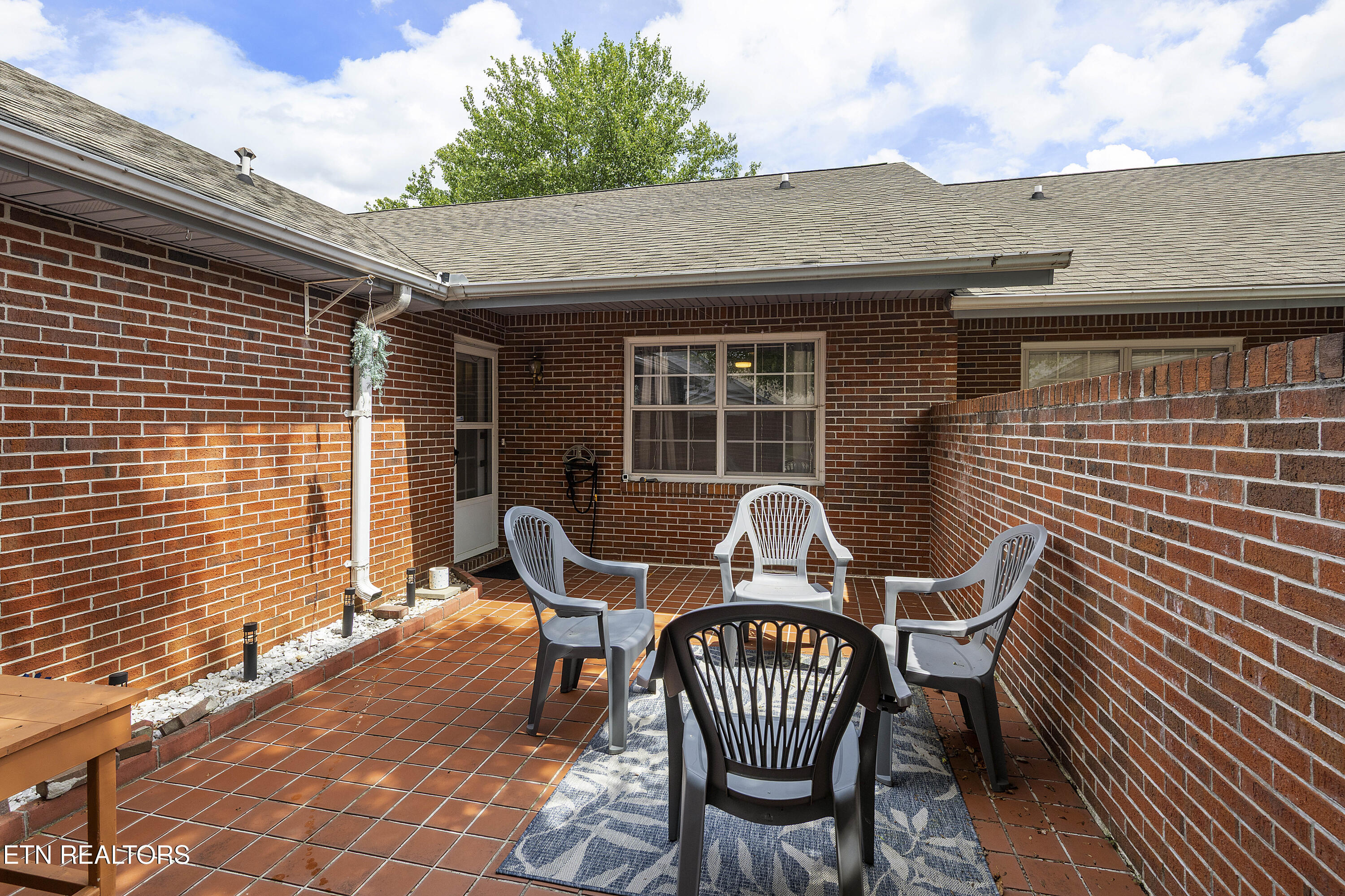 805 Cedar Lane Knoxville TN 37912