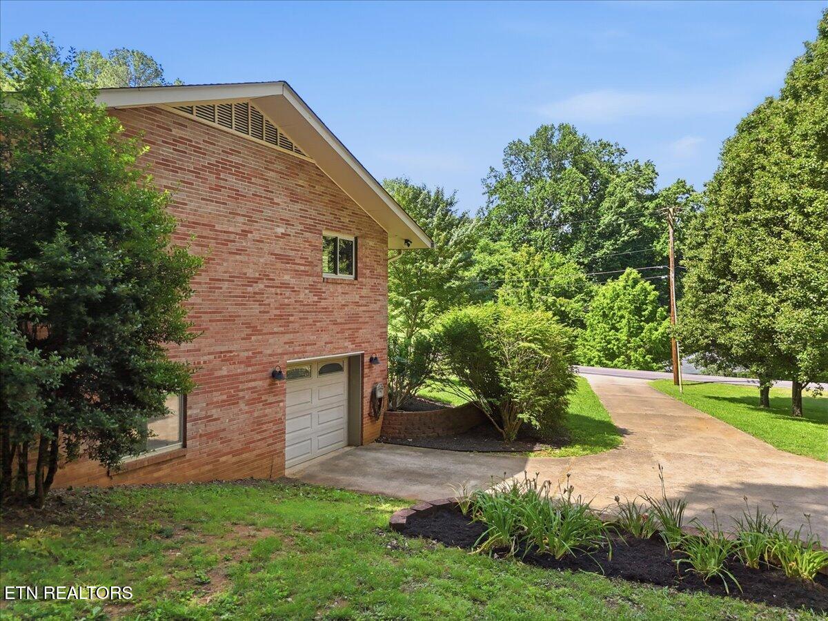 3304 Timberlake Drive Knoxville TN 37920