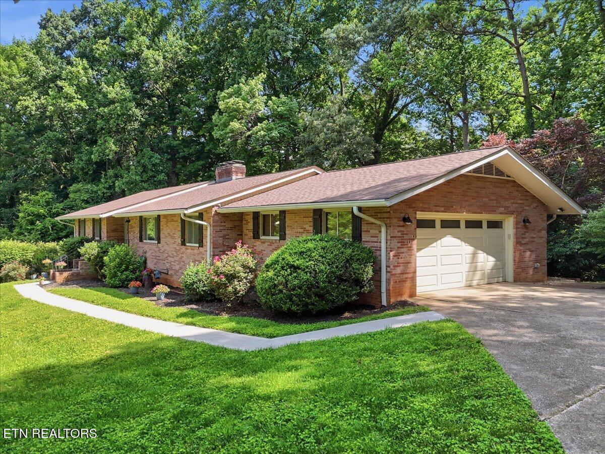 3304 Timberlake Drive Knoxville TN 37920