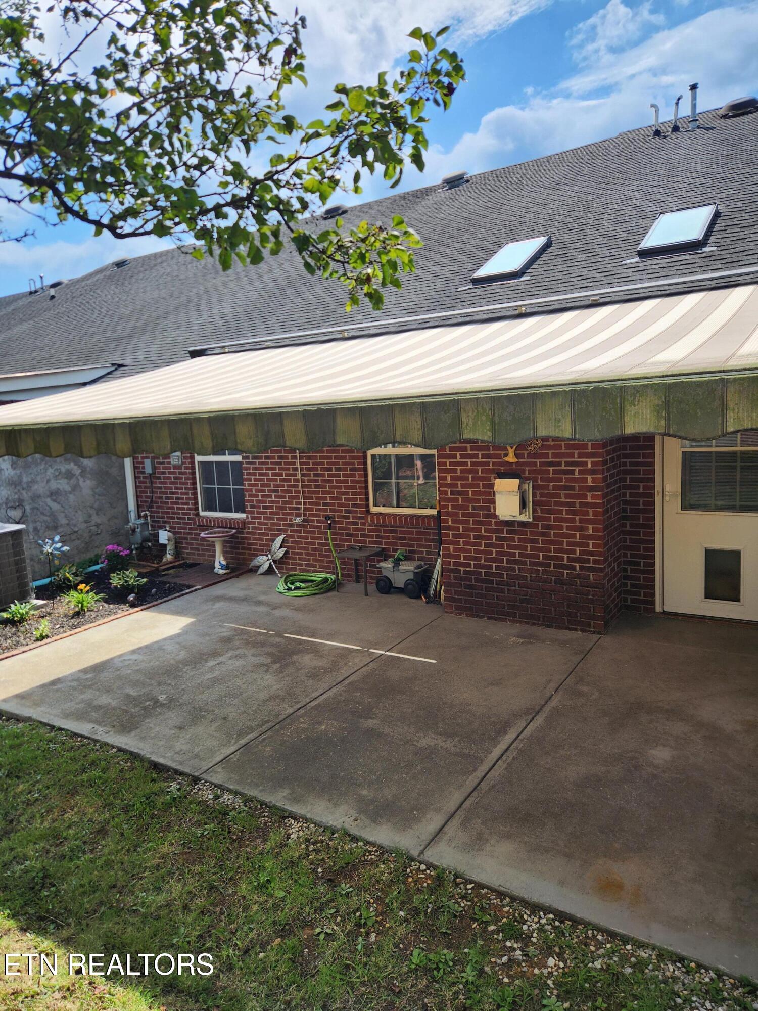 8615 Bristol Bay Way Knoxville TN 37923