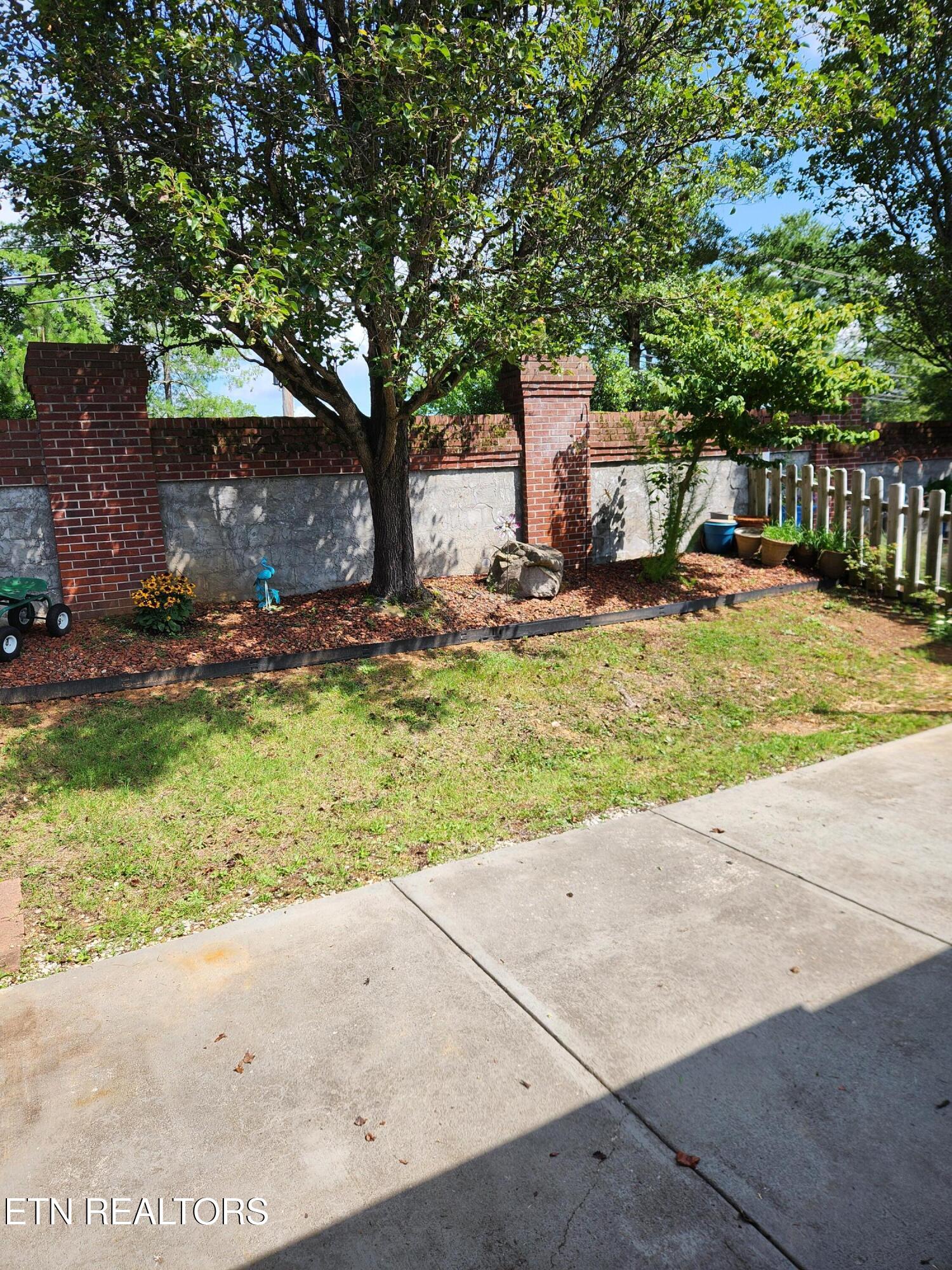 8615 Bristol Bay Way Knoxville TN 37923