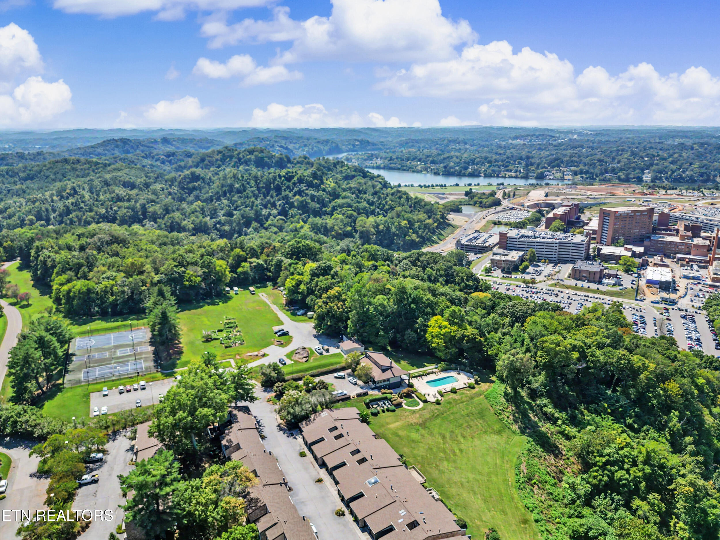 1845 Cherokee Bluff Drive Knoxville TN 37920