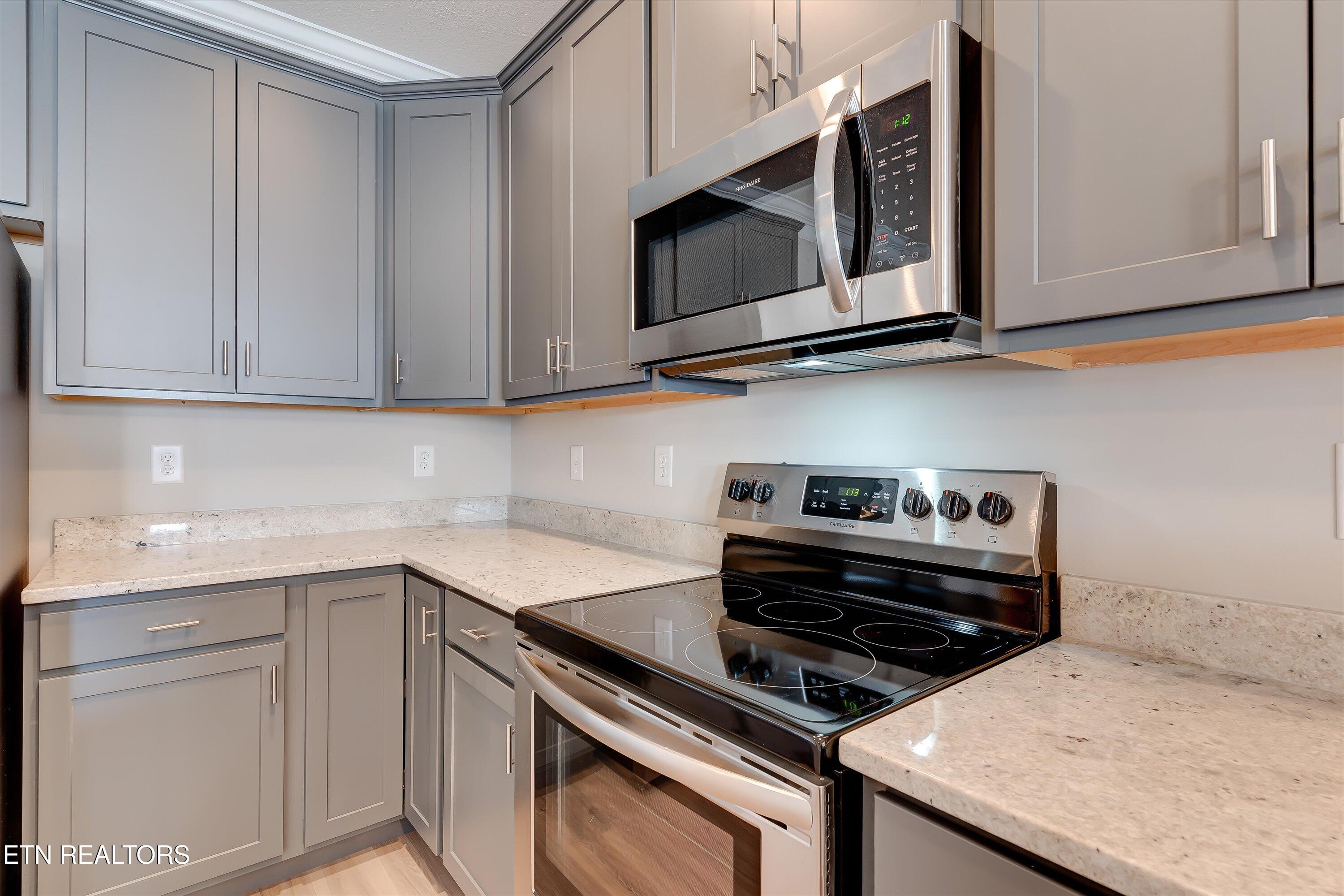 322 Broadberry Avenue Oak Ridge TN 37830