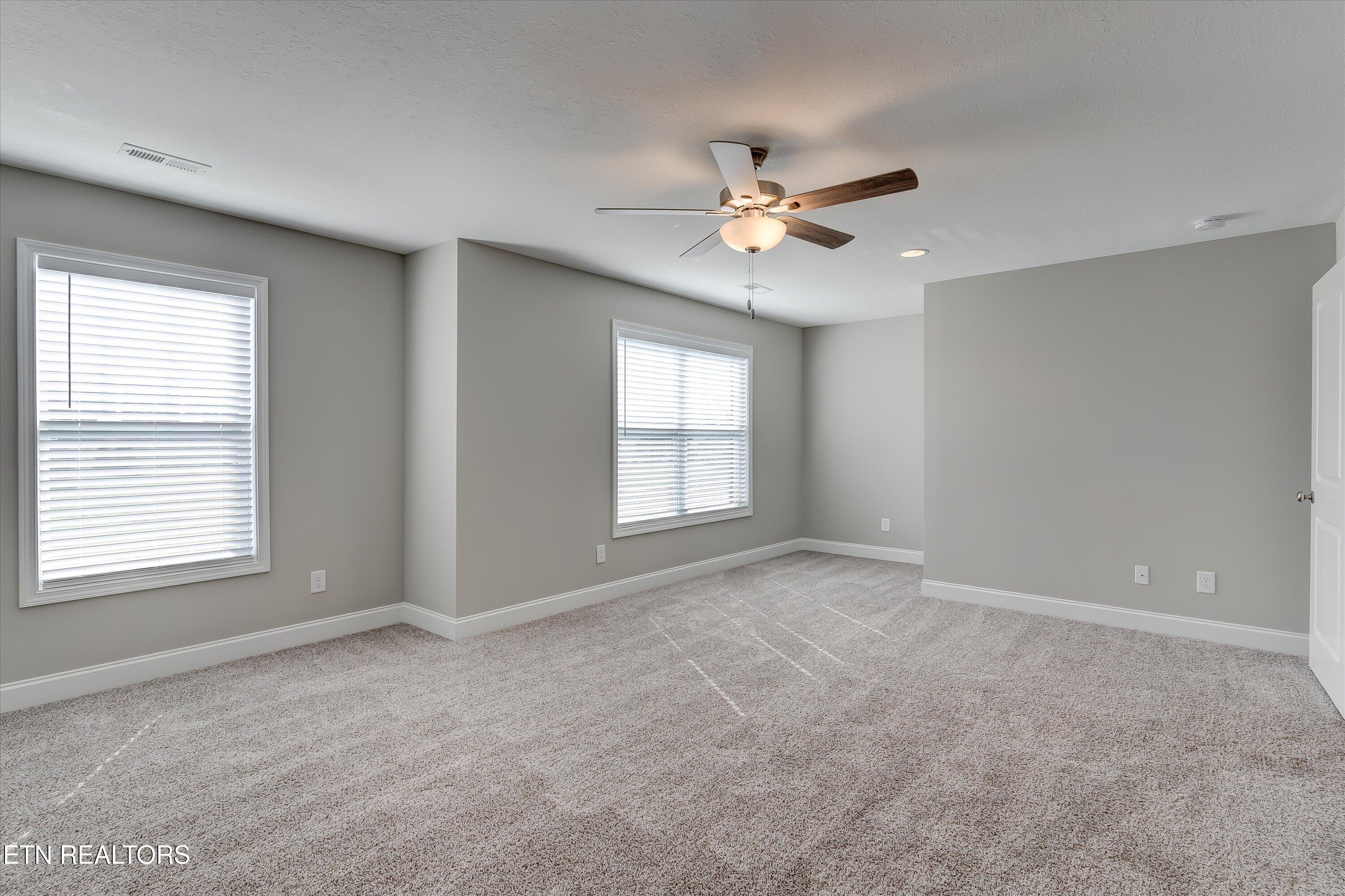 322 Broadberry Avenue Oak Ridge TN 37830