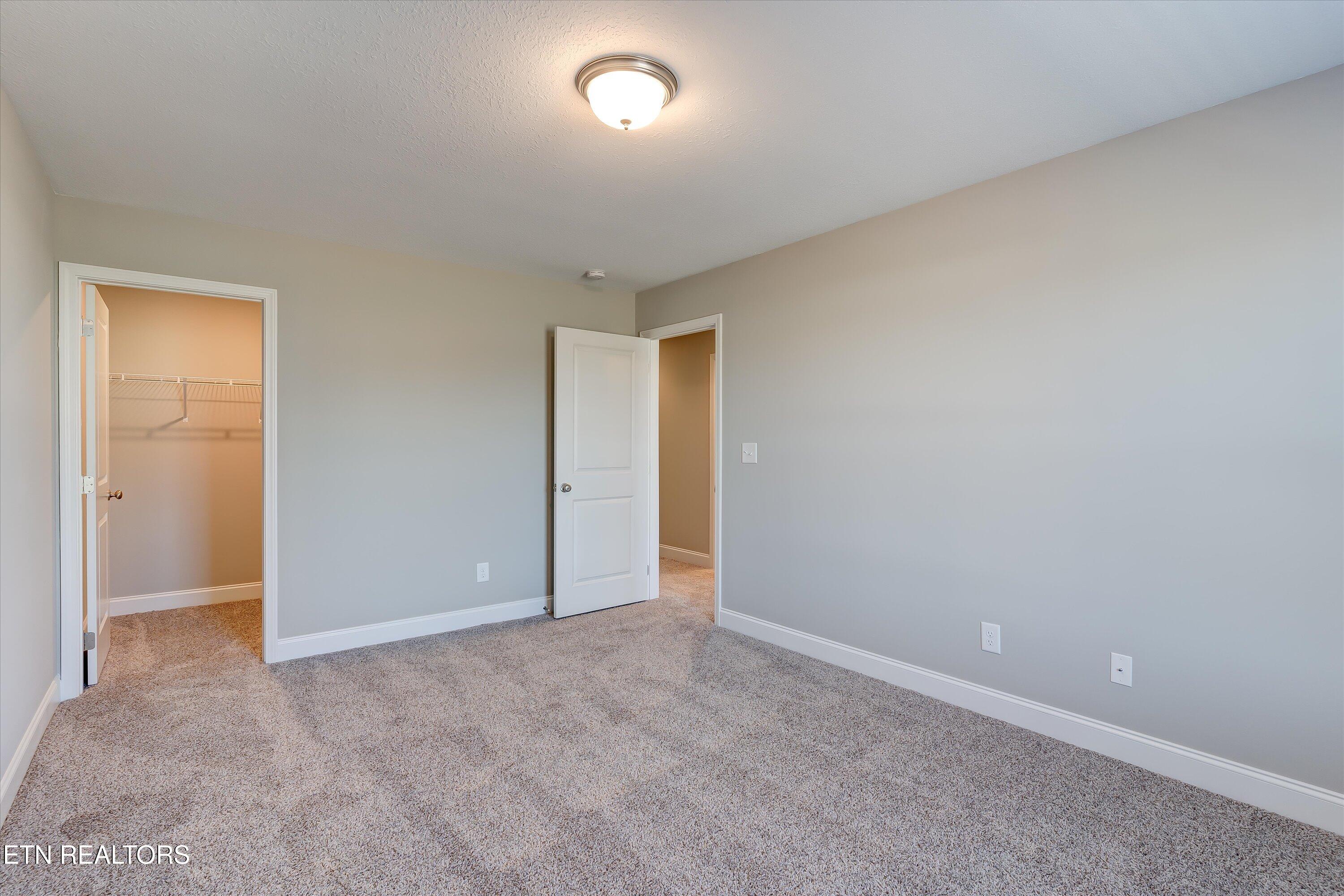 322 Broadberry Avenue Oak Ridge TN 37830