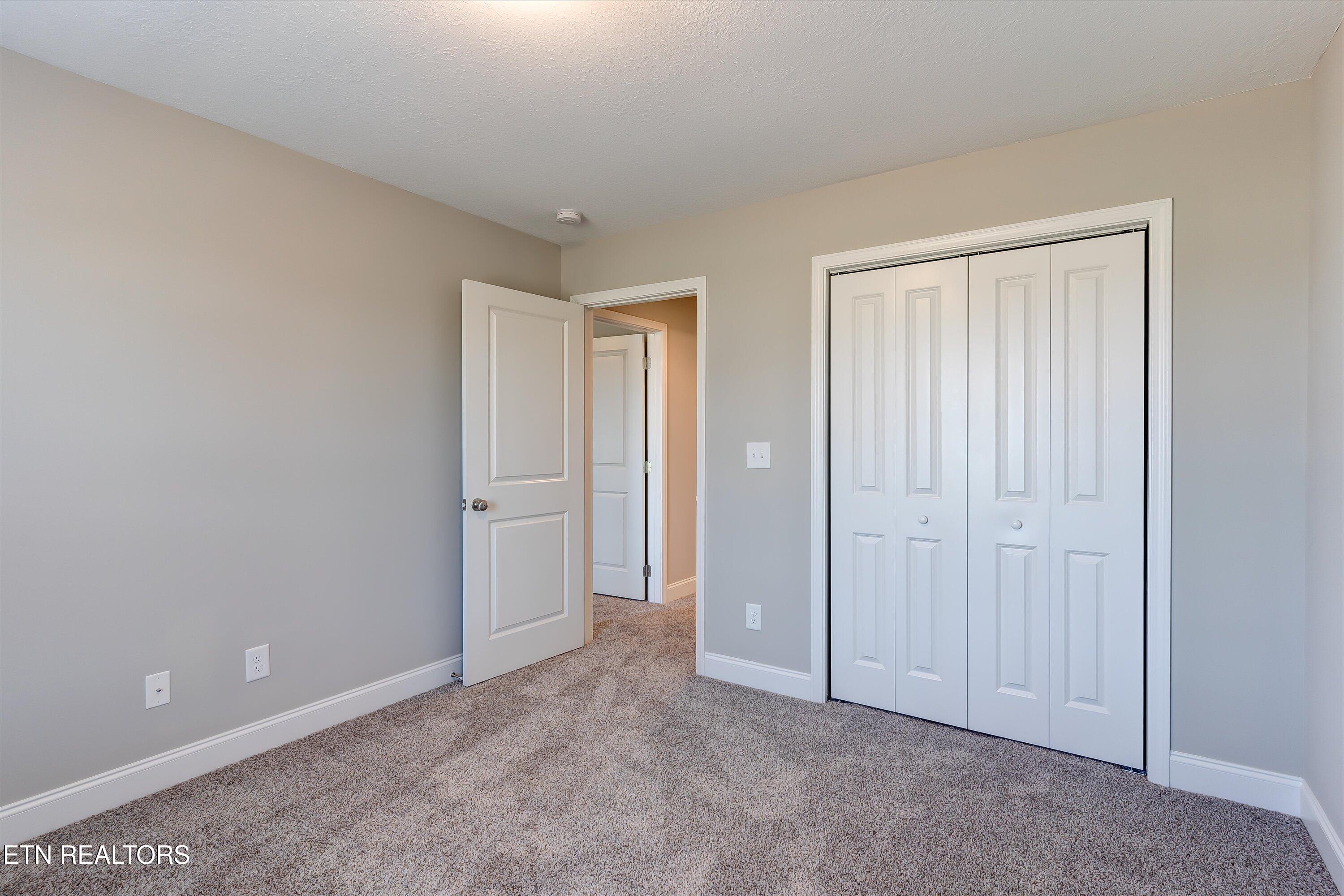 322 Broadberry Avenue Oak Ridge TN 37830